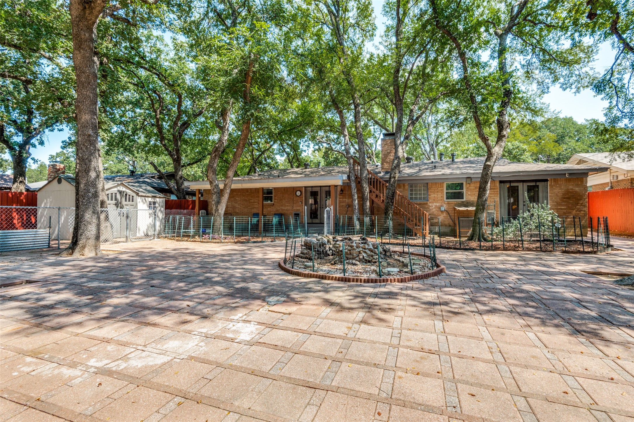 410 Sierra Drive
