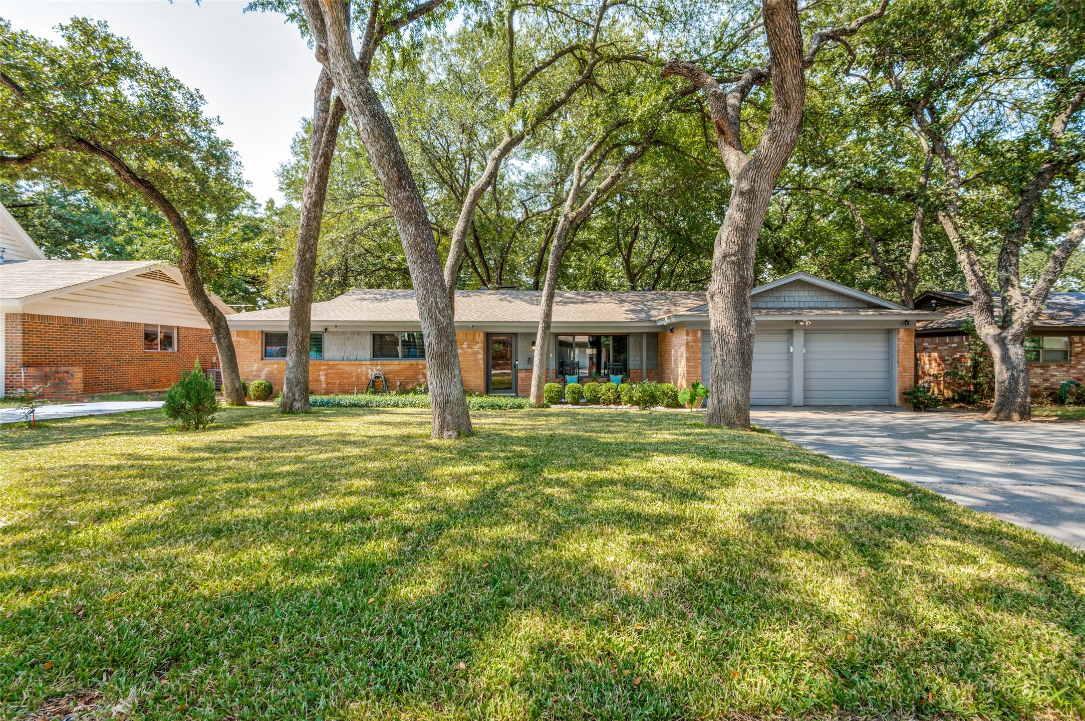 410 Sierra Drive
