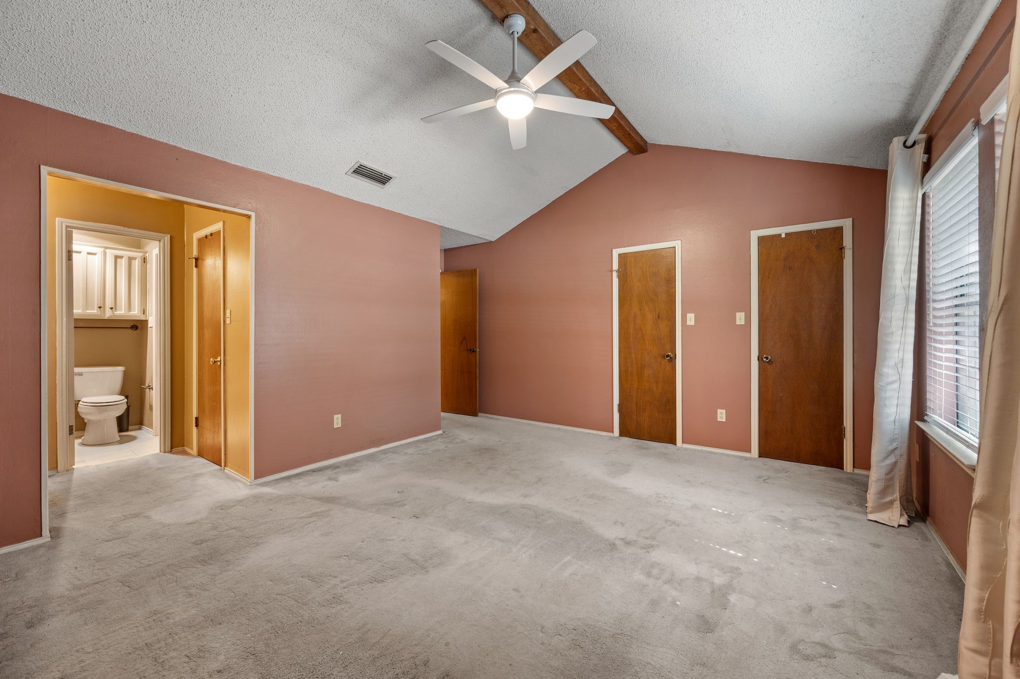 914 Hummingbird Trail