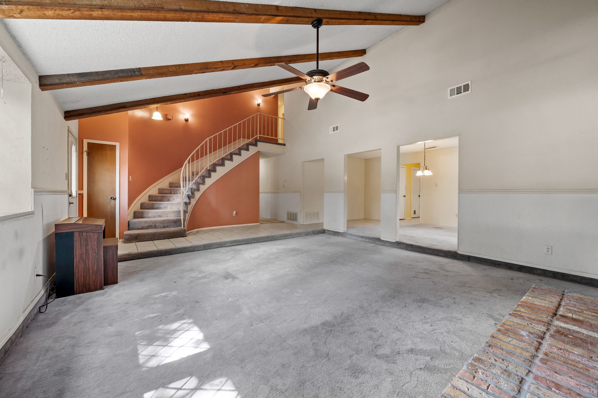 914 Hummingbird Trail