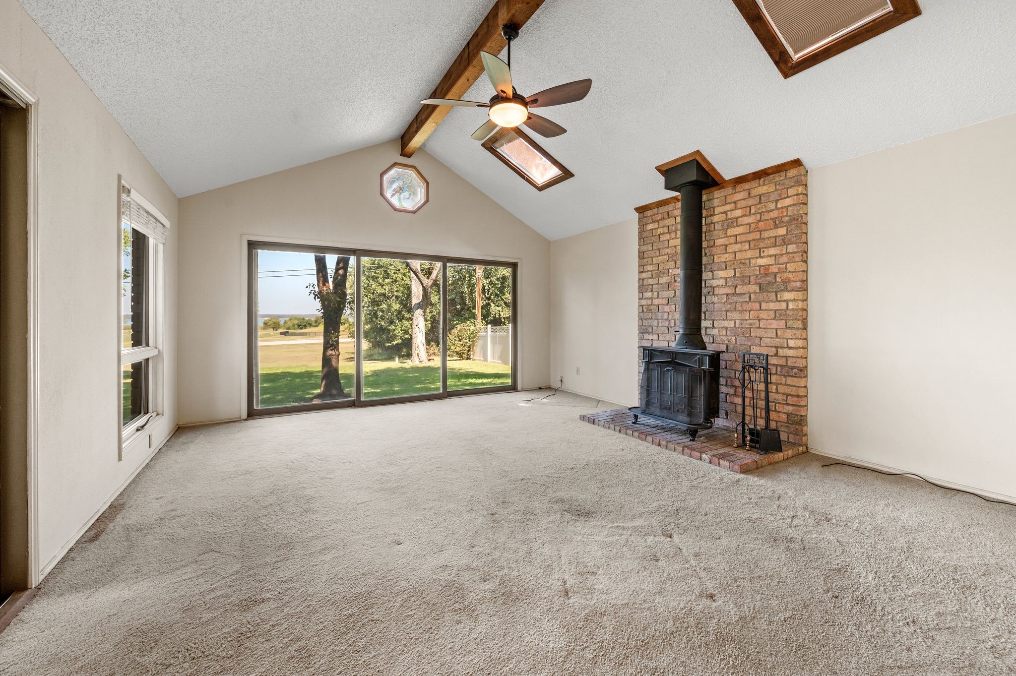 914 Hummingbird Trail