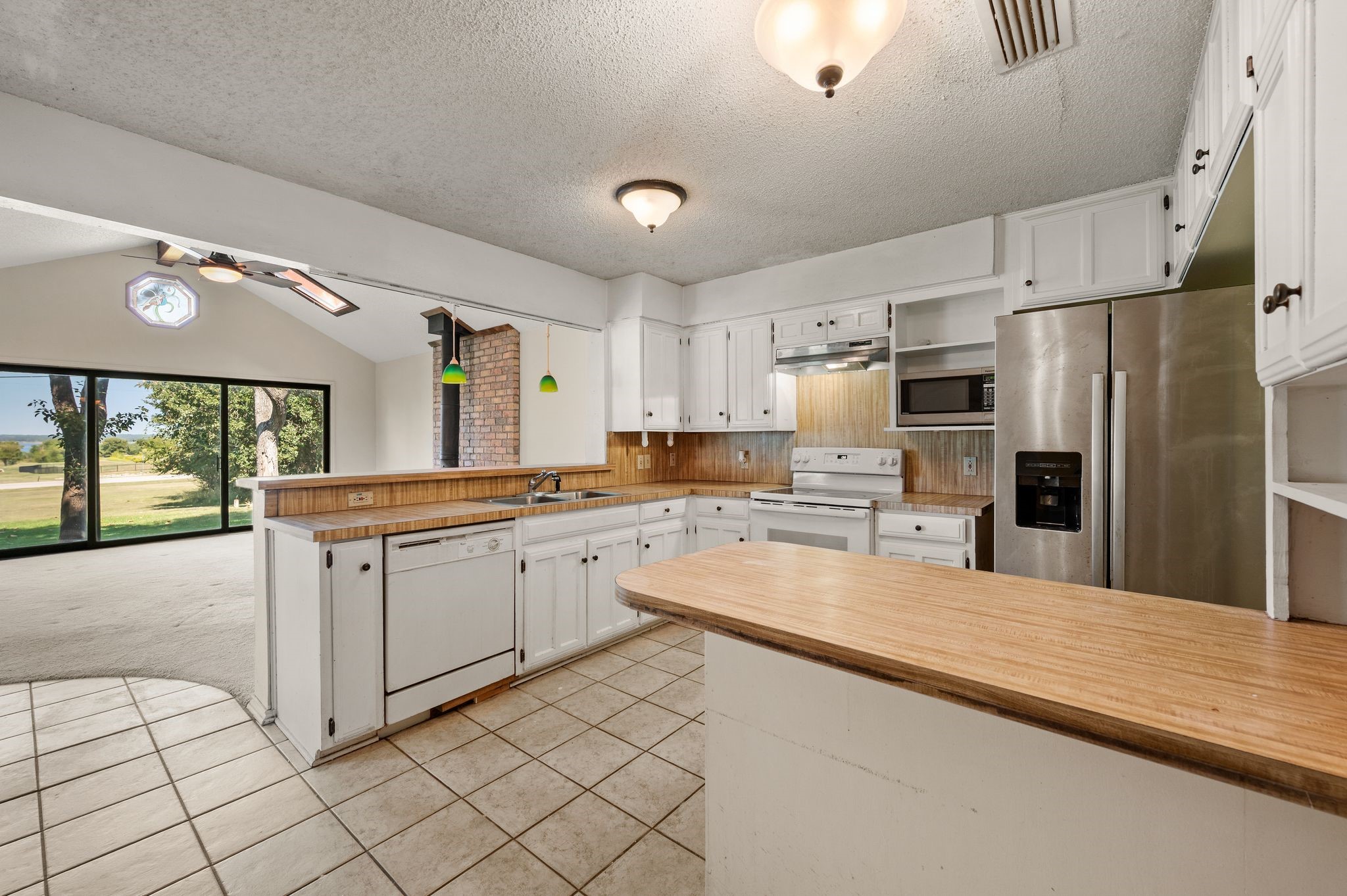 914 Hummingbird Trail