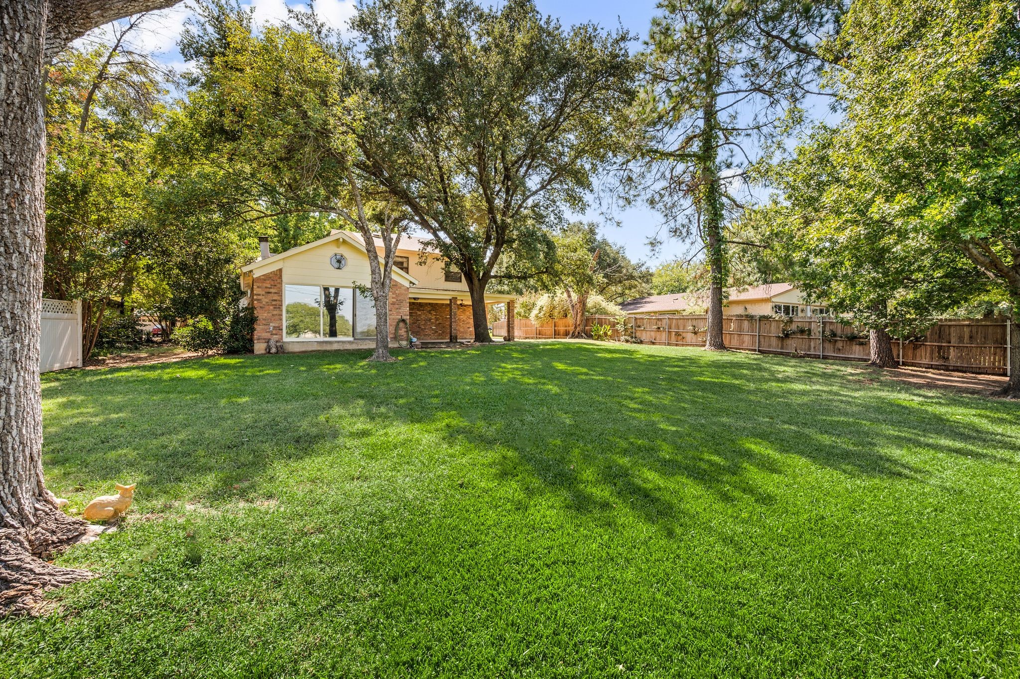 914 Hummingbird Trail