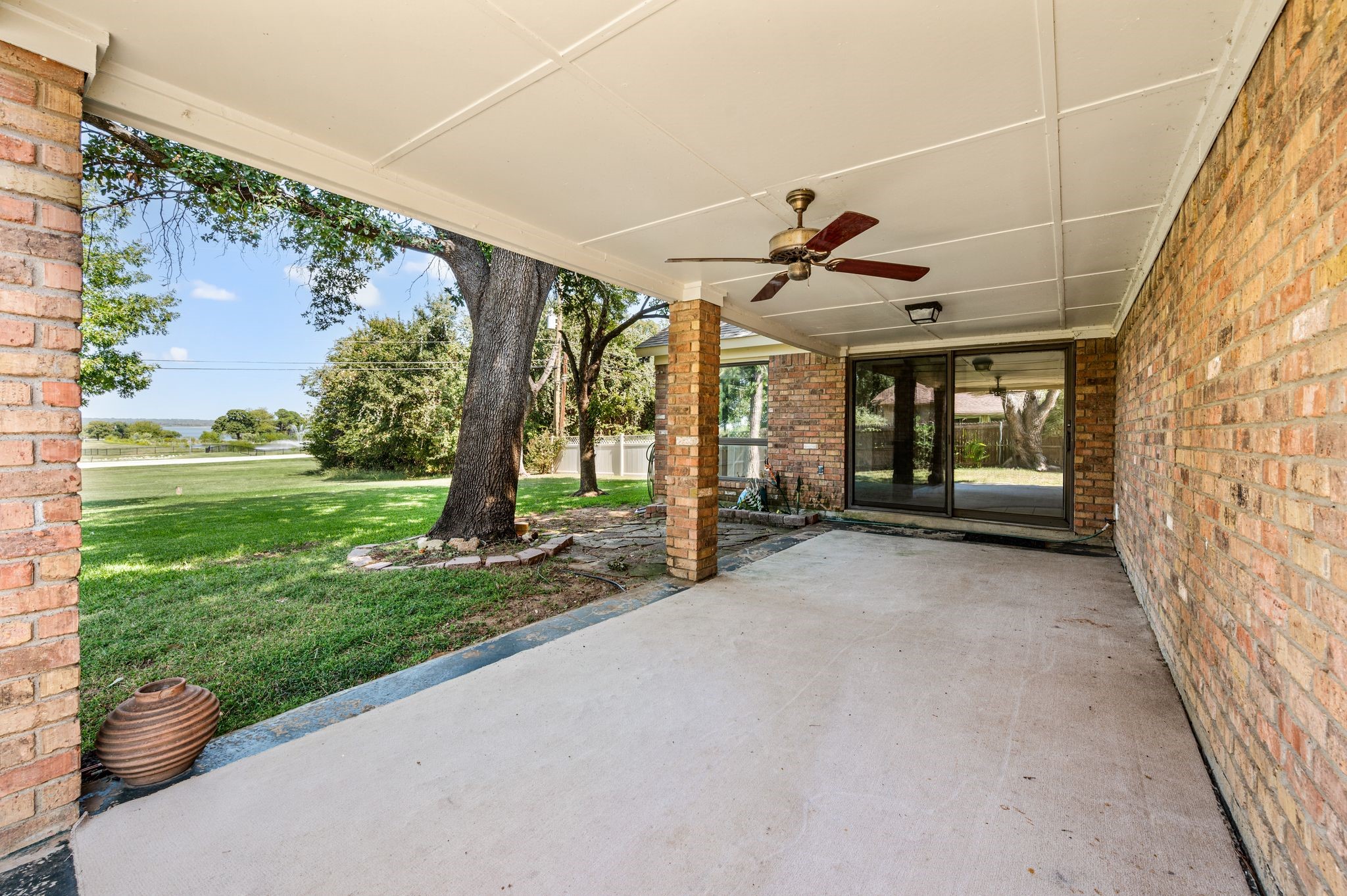914 Hummingbird Trail