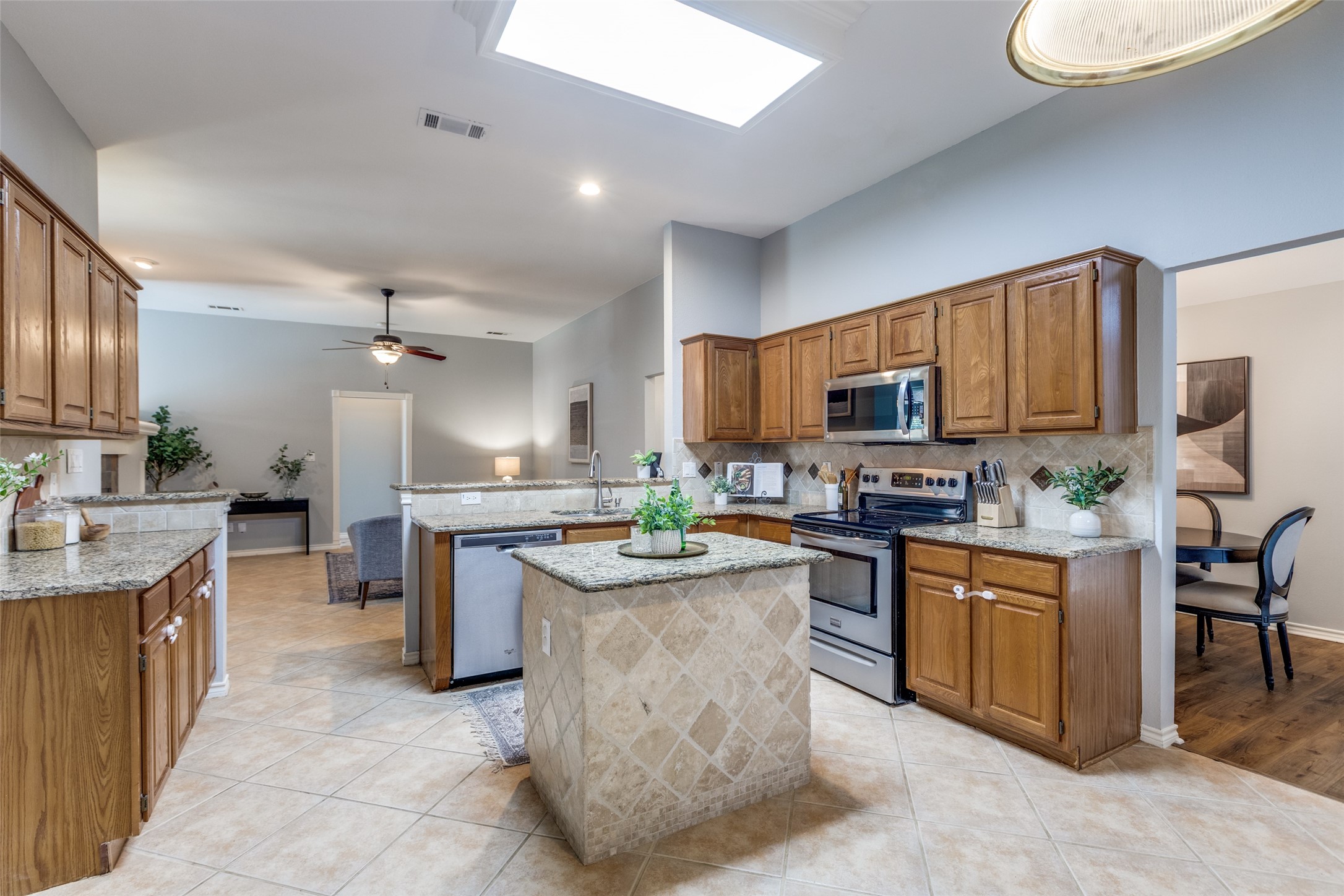 11406 Ocean Road