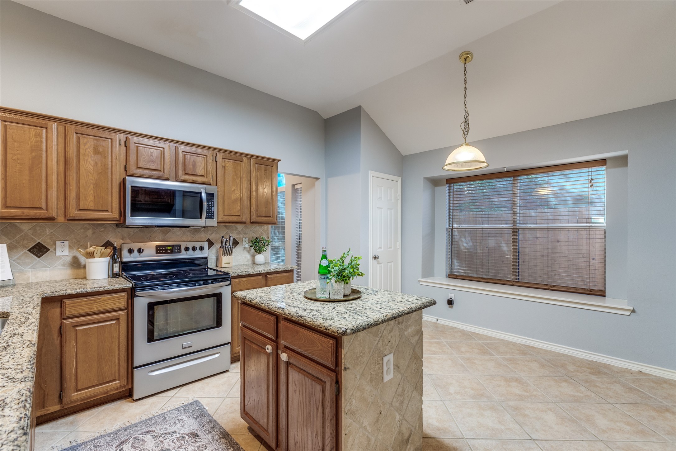 11406 Ocean Road