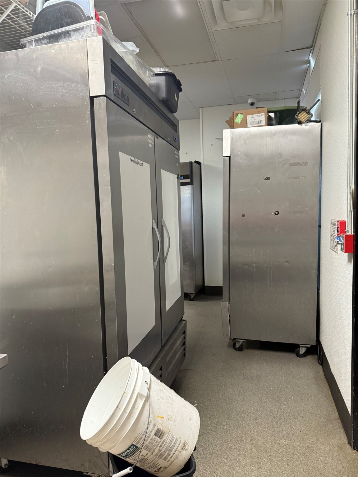 400 S Oak Street 100