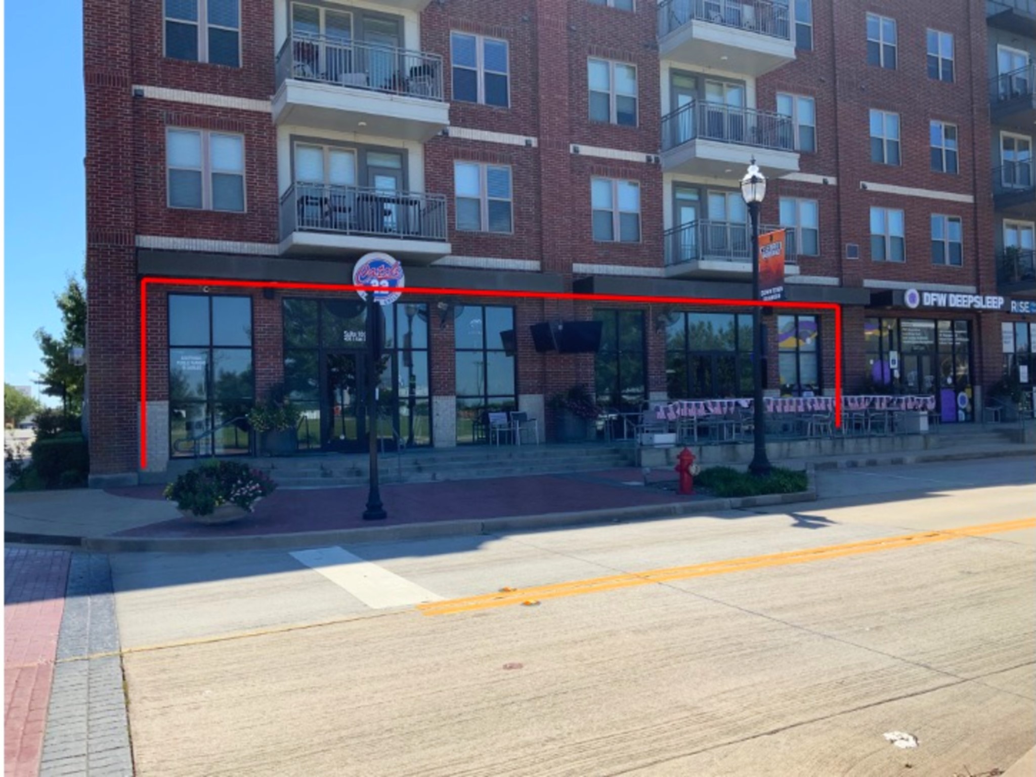 400 S Oak Street 100