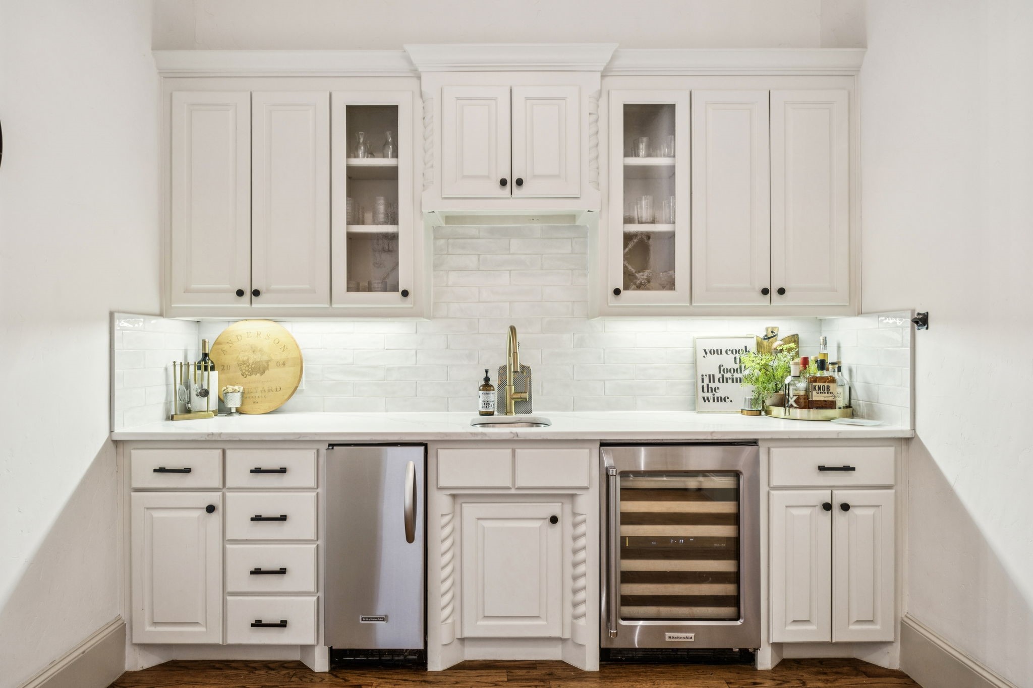 408 W Chapel Downs Drive