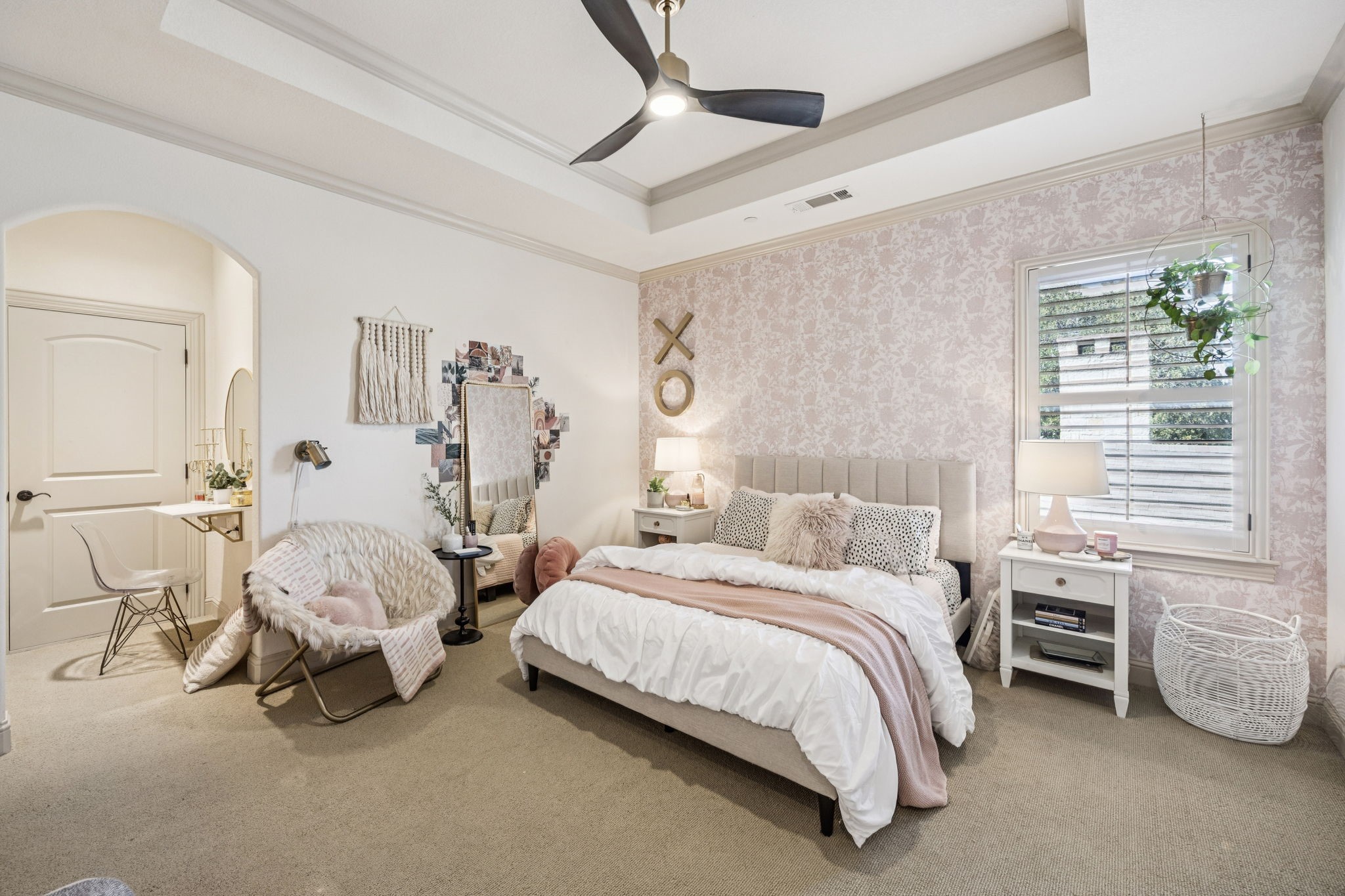 408 W Chapel Downs Drive