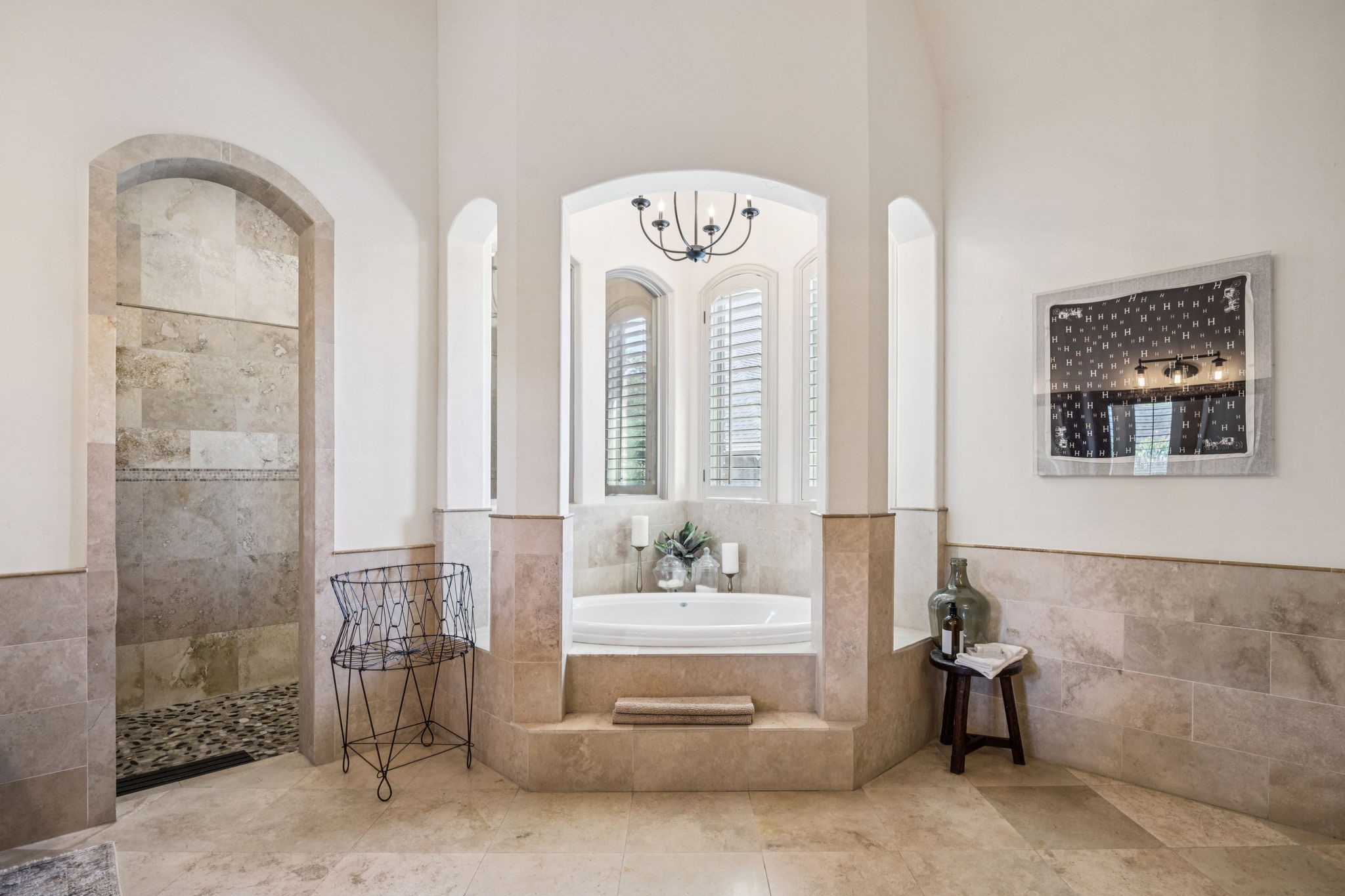 408 W Chapel Downs Drive