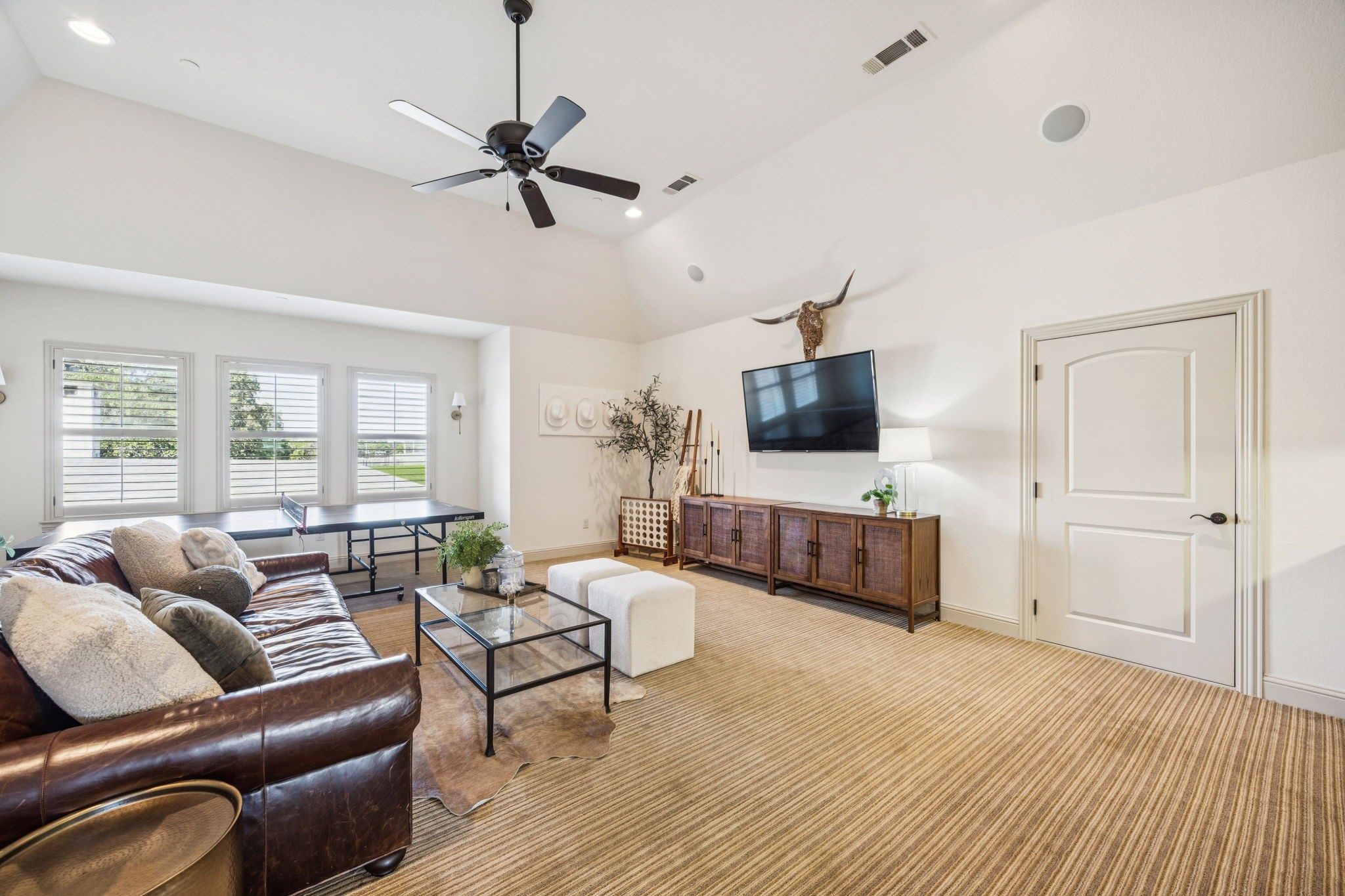 408 W Chapel Downs Drive