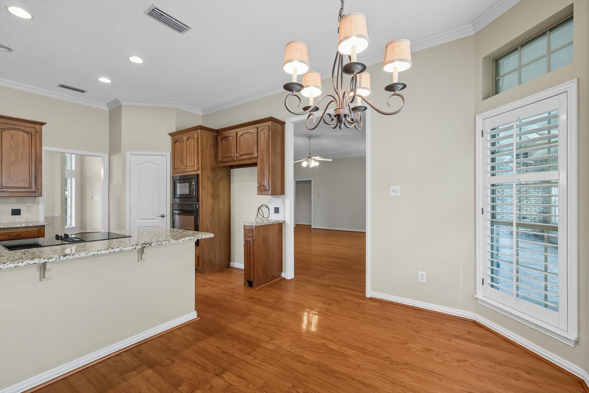 3904 Elmwood Court
