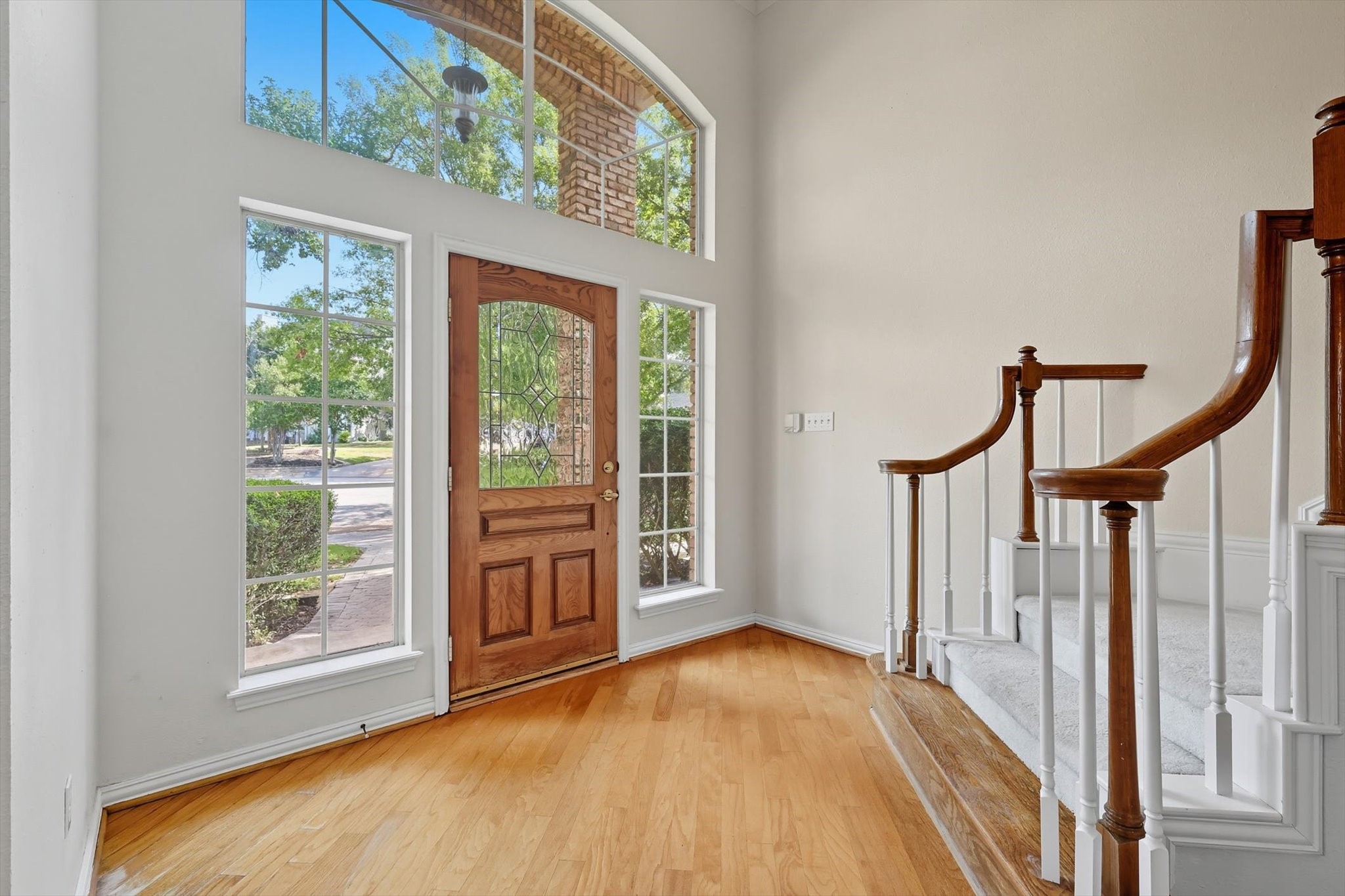 3904 Elmwood Court