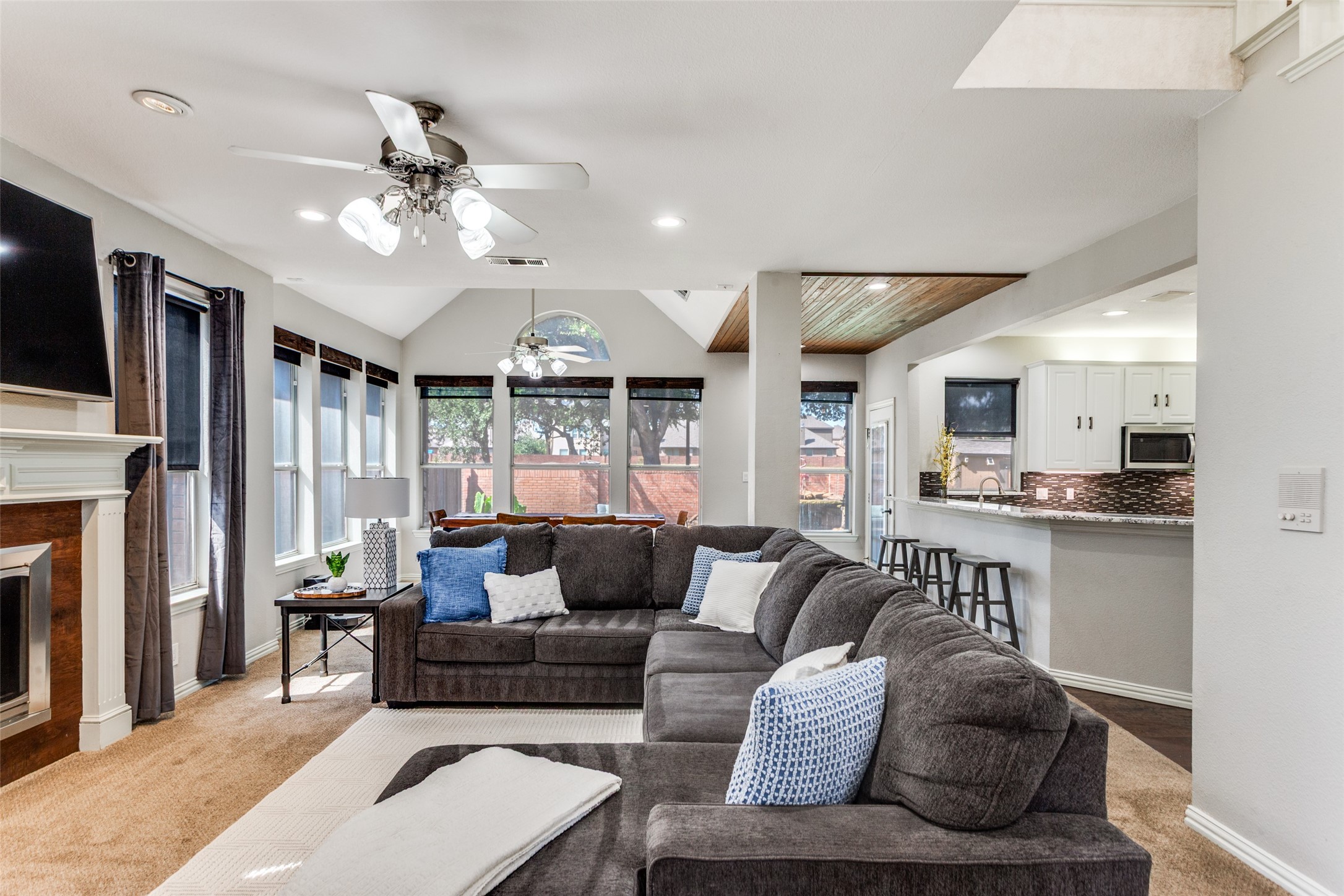 5717 Christy Lane