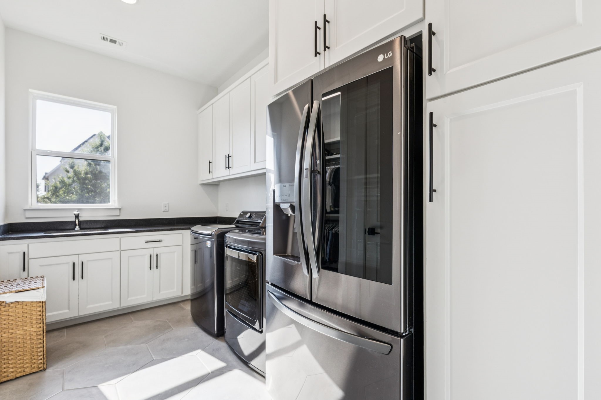 929 Winding Ridge Trail