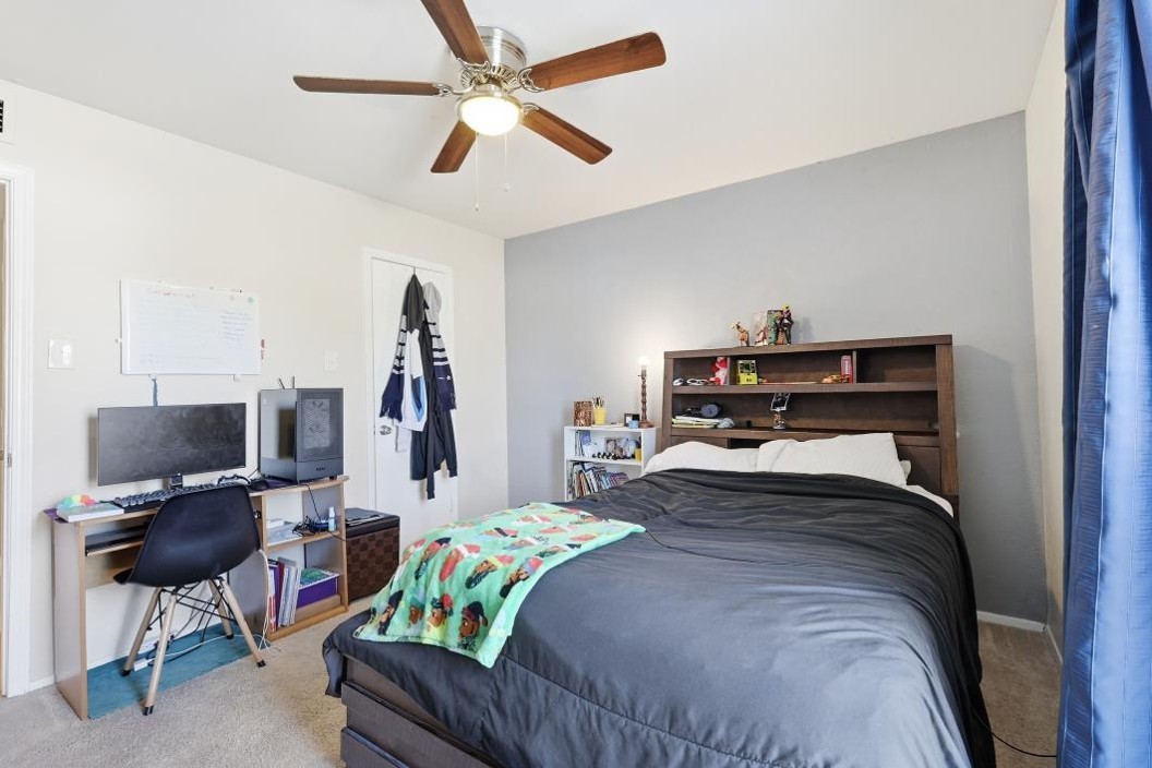 814 W Embercrest Drive