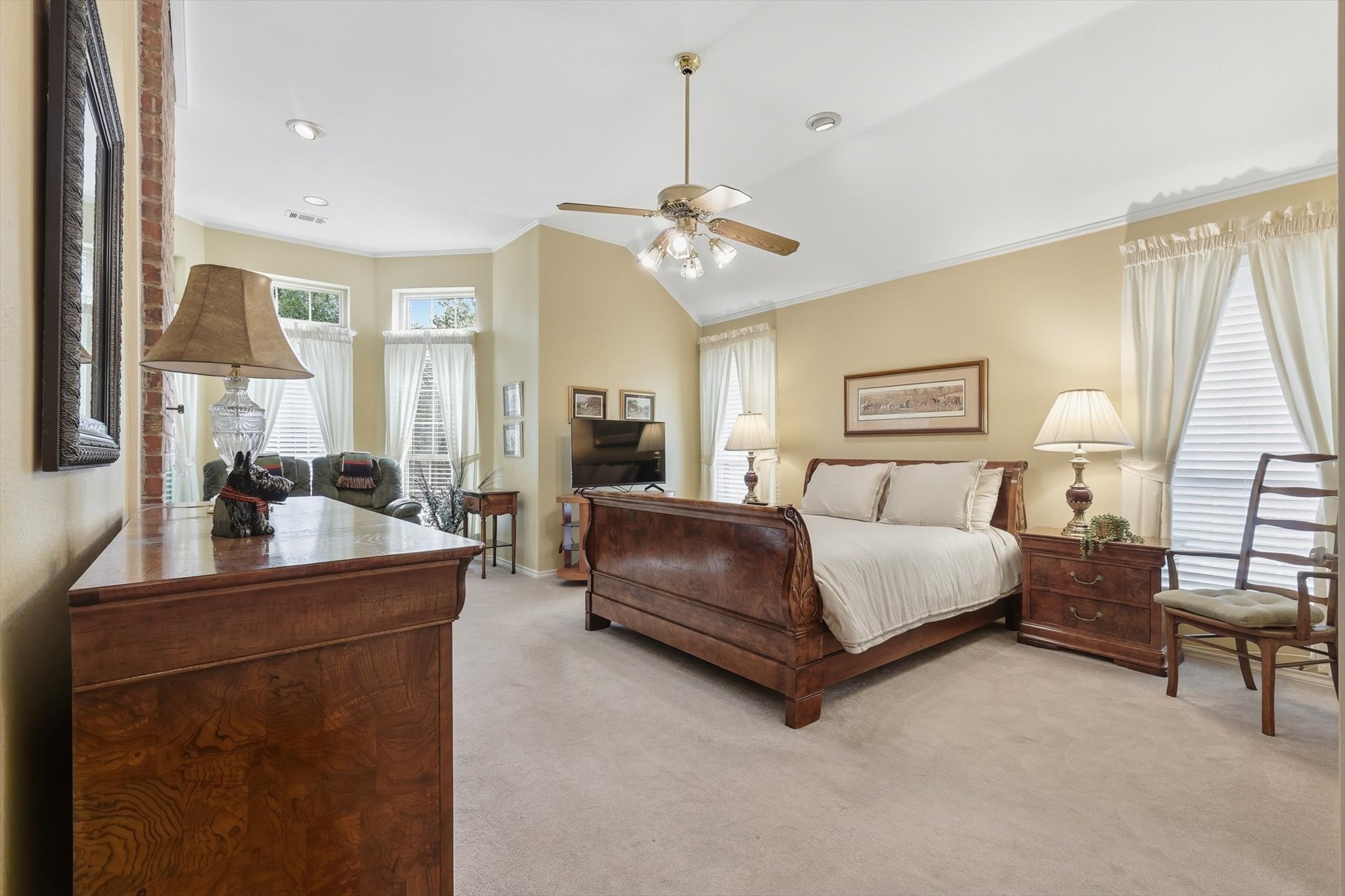 1222 Olde Towne Drive