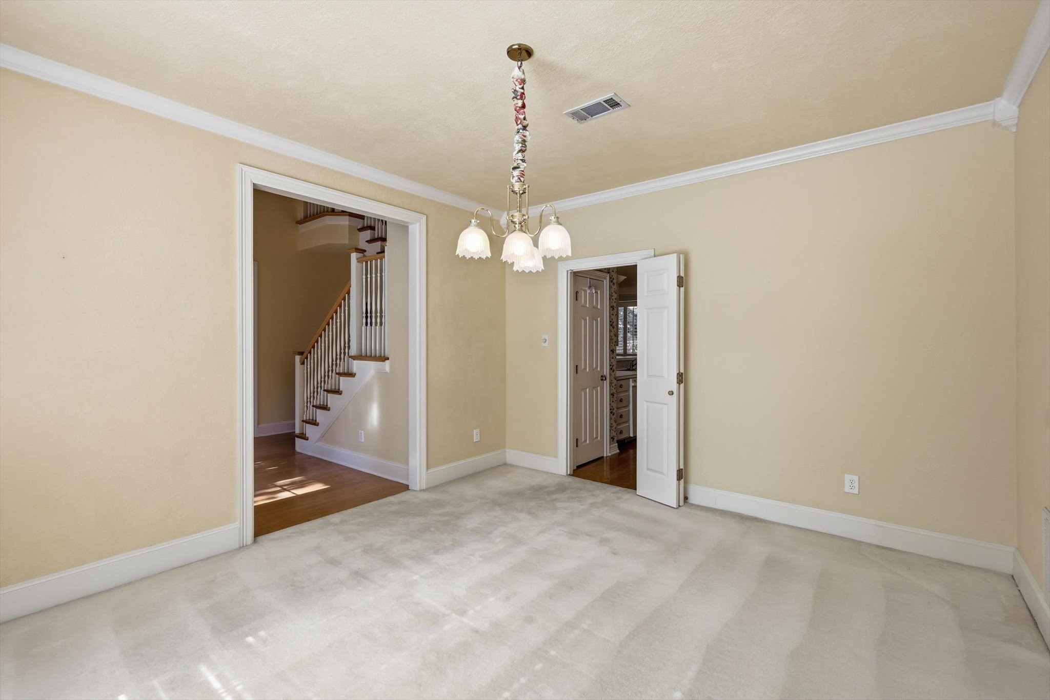 3032 Ridgebend Drive