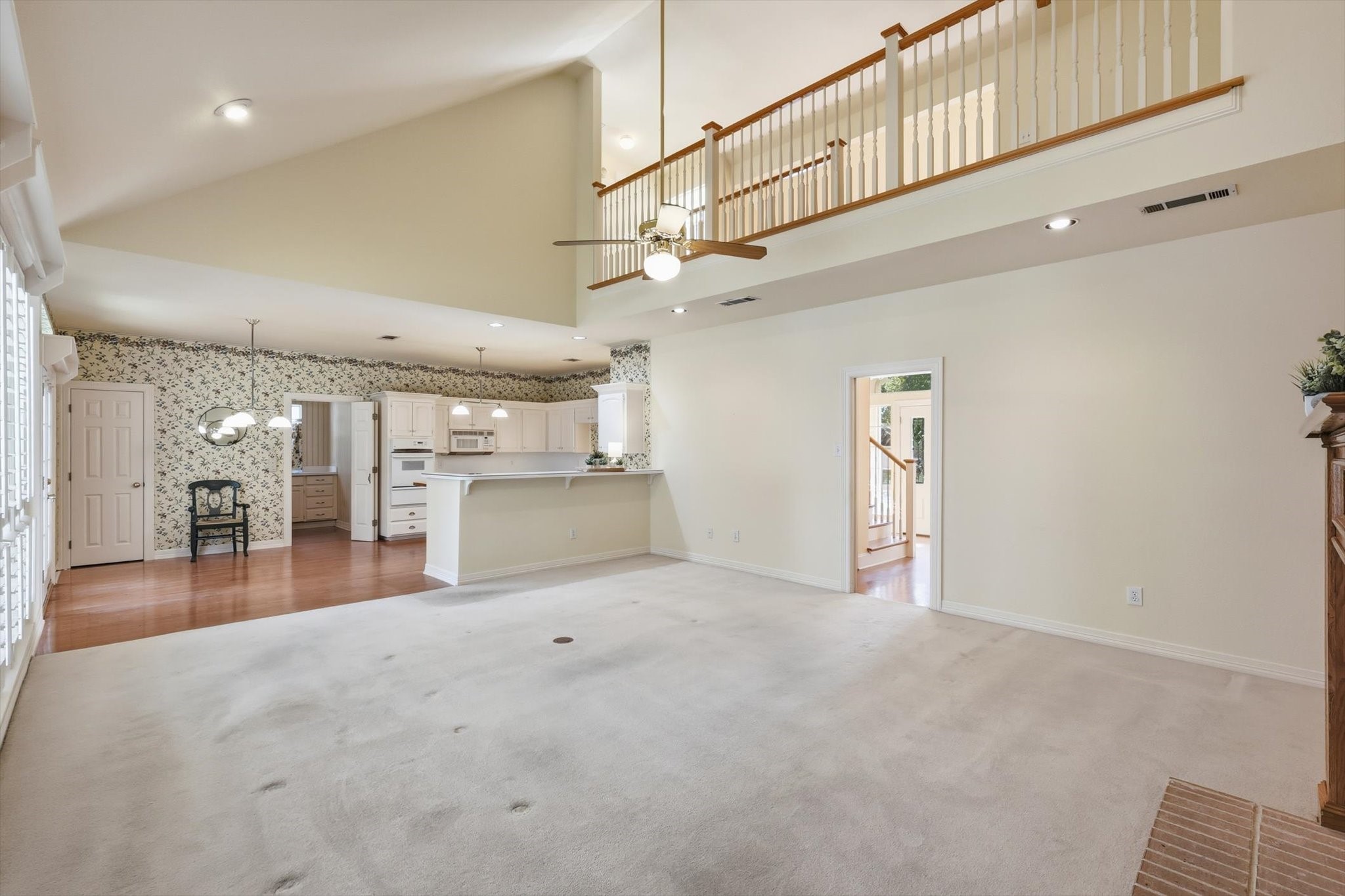 3032 Ridgebend Drive