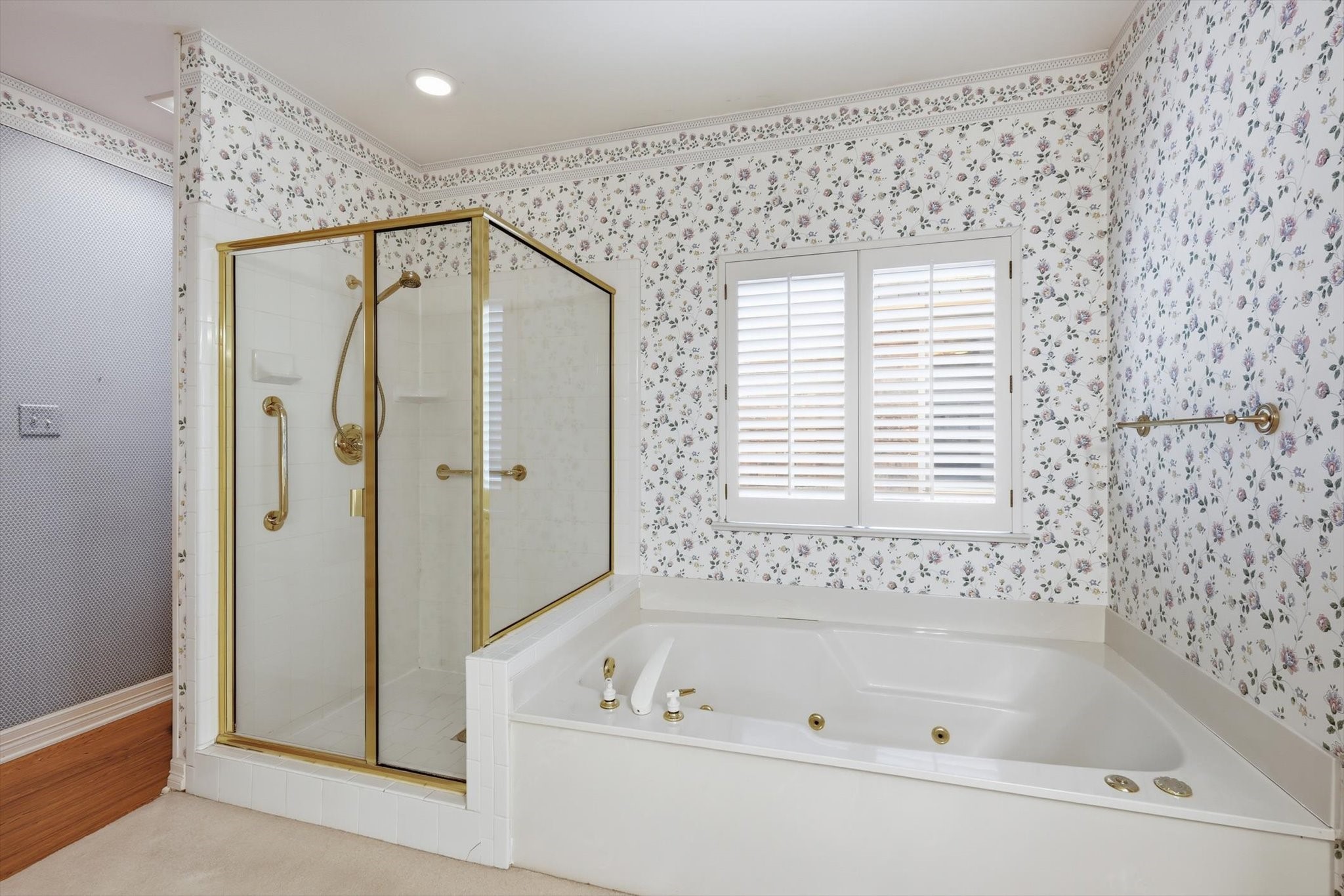 3032 Ridgebend Drive