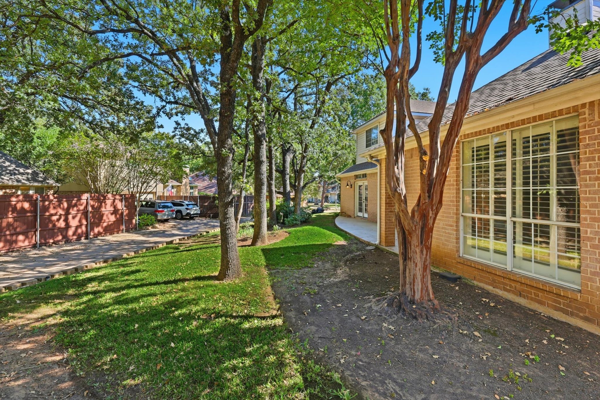 3032 Ridgebend Drive