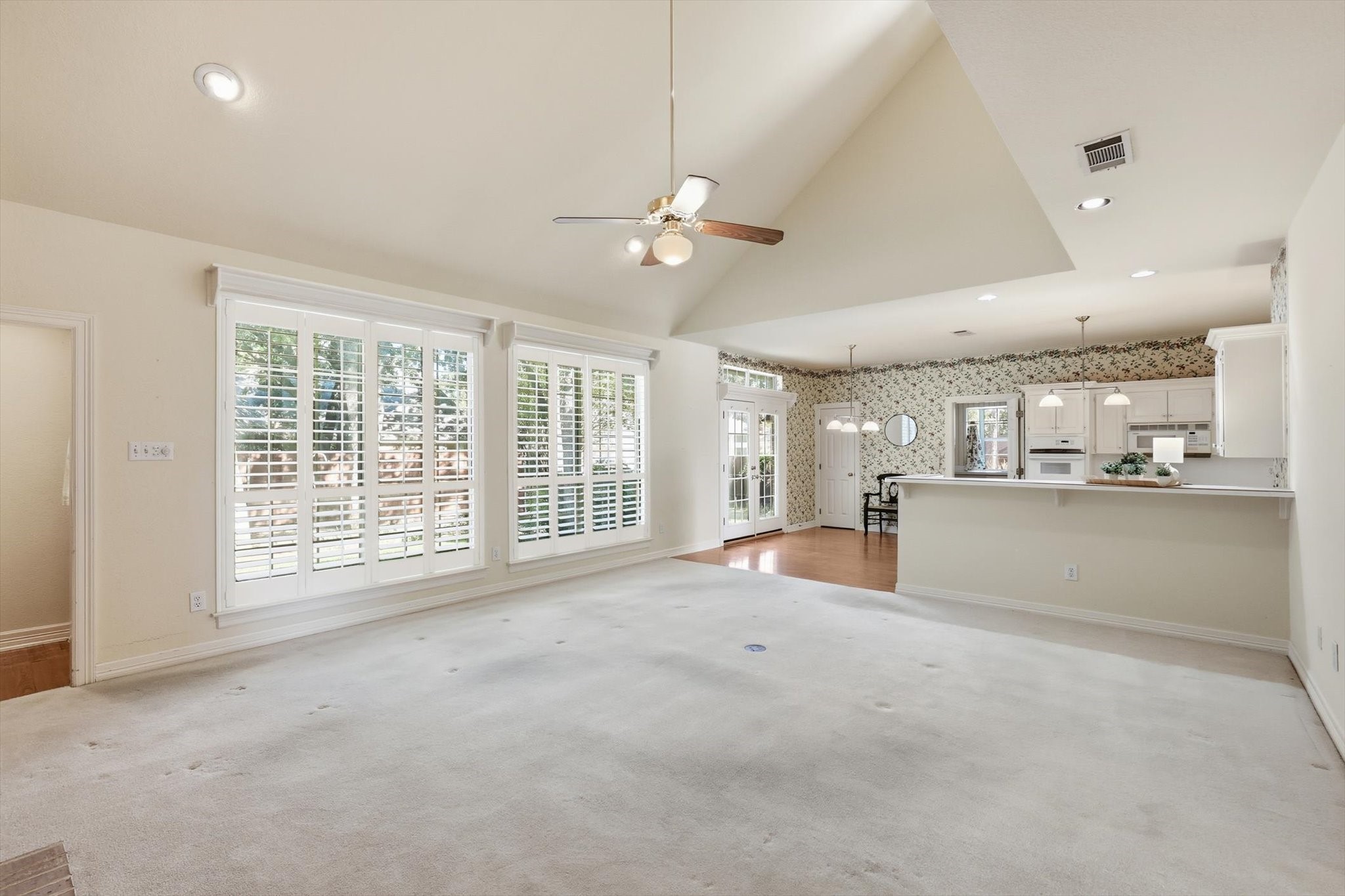 3032 Ridgebend Drive