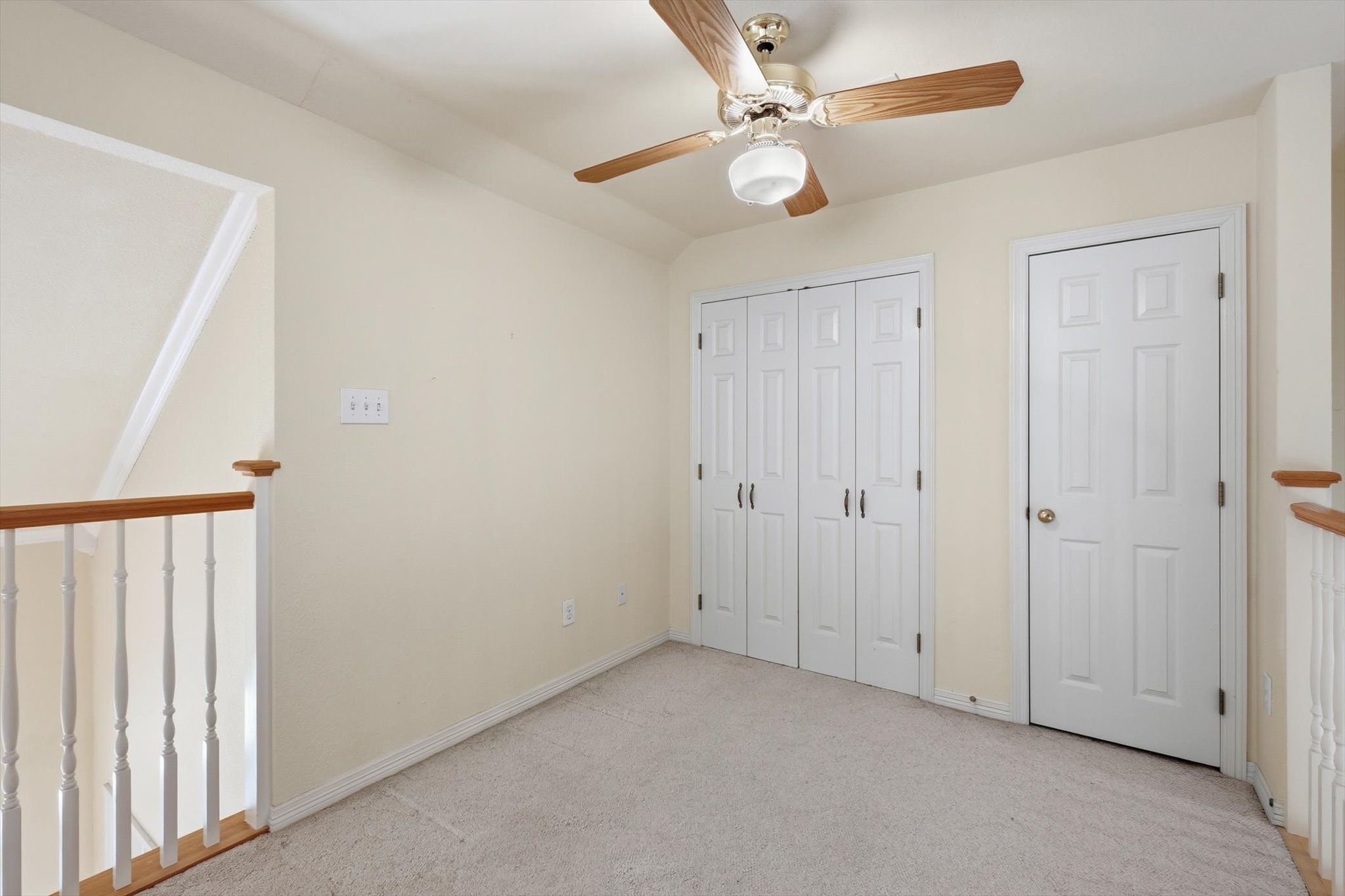 3032 Ridgebend Drive