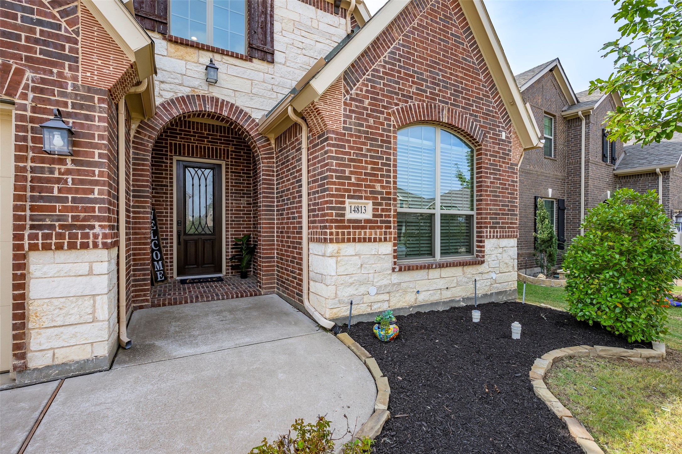 14813 Cedar Flat Way