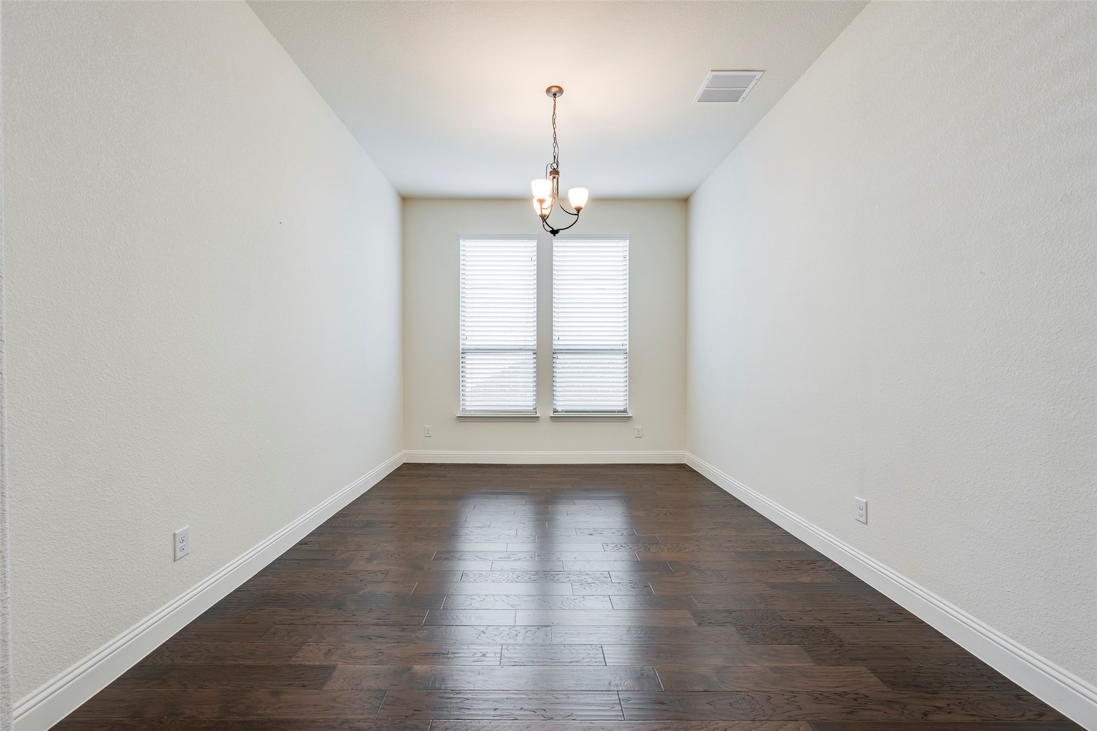 14813 Cedar Flat Way