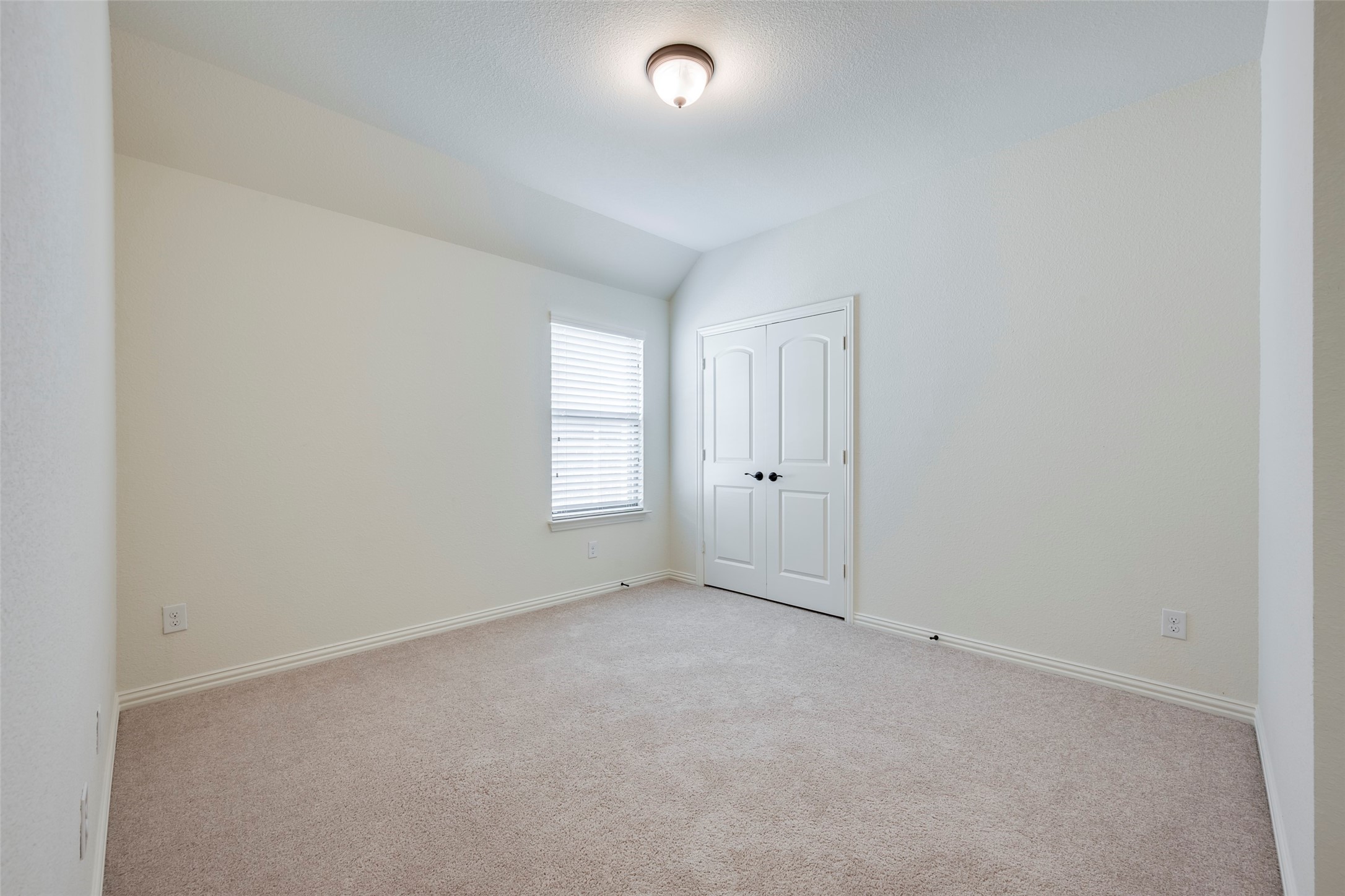 14813 Cedar Flat Way