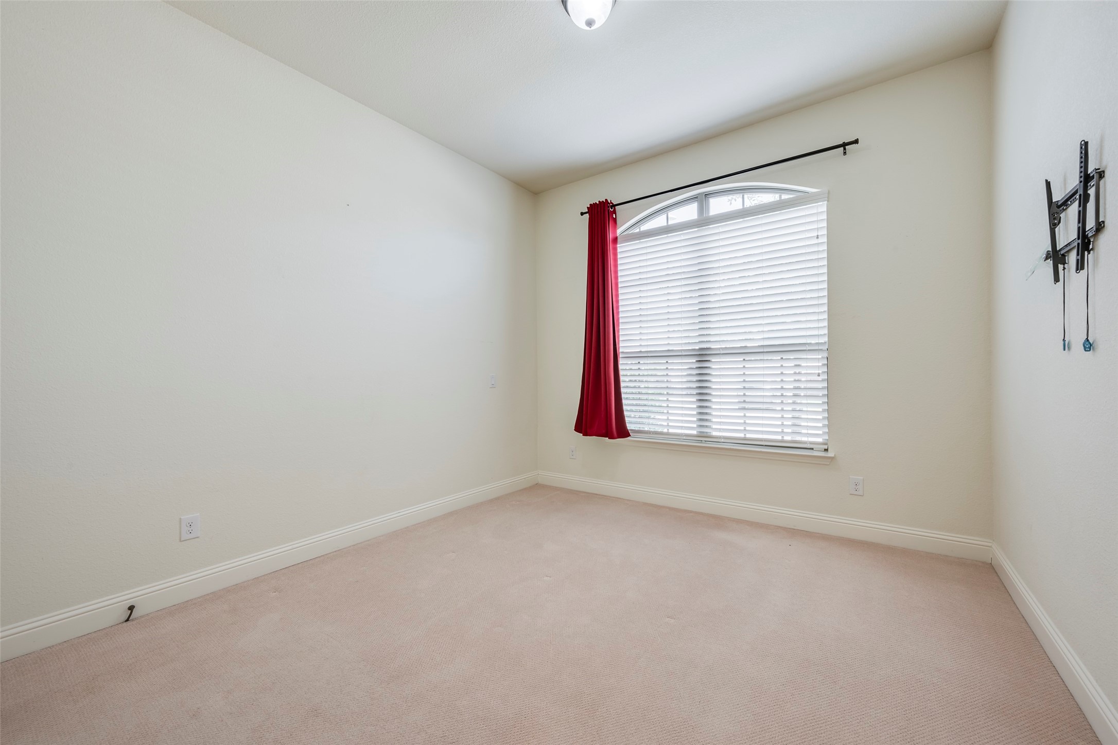 14813 Cedar Flat Way