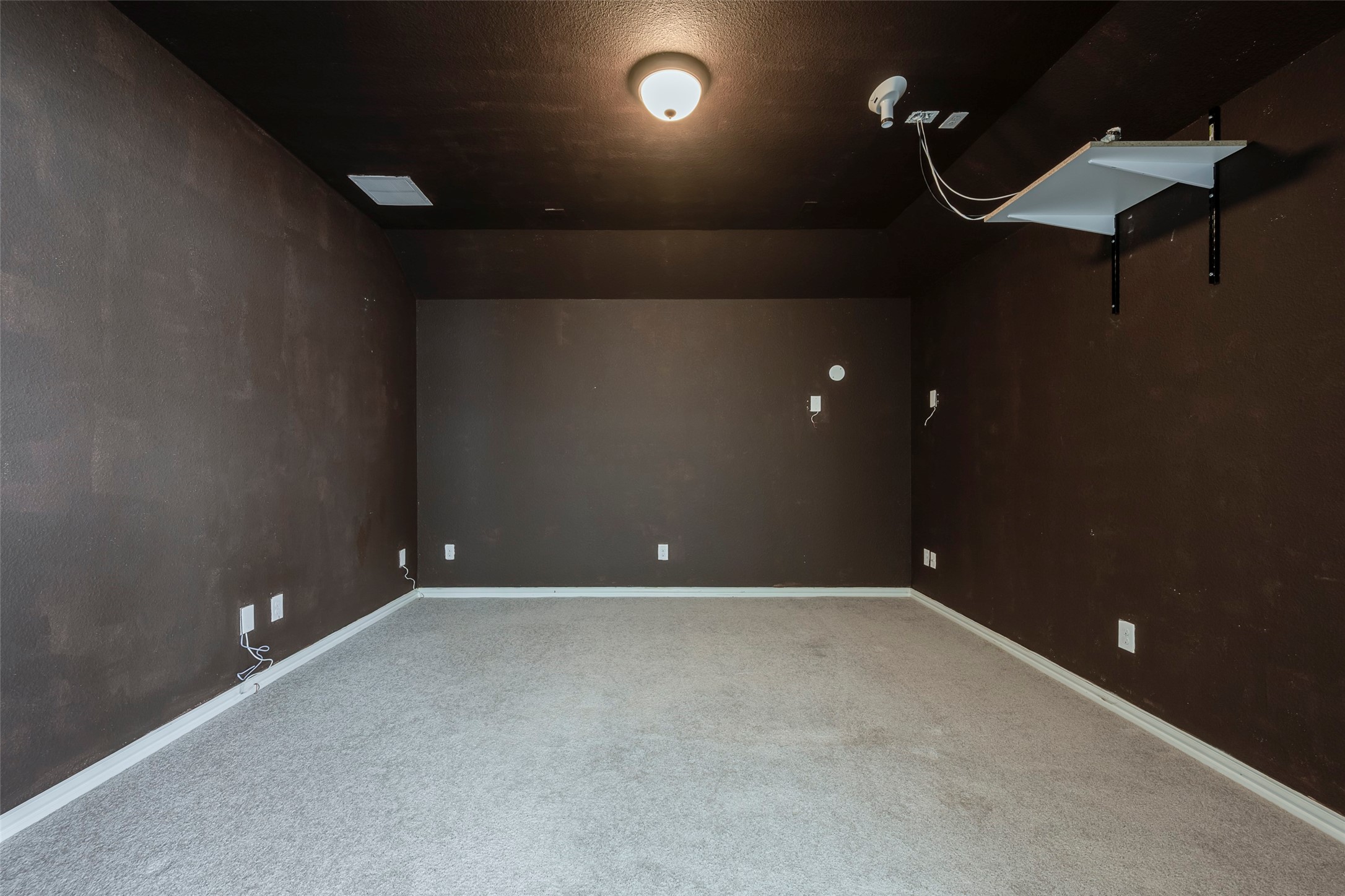 14813 Cedar Flat Way