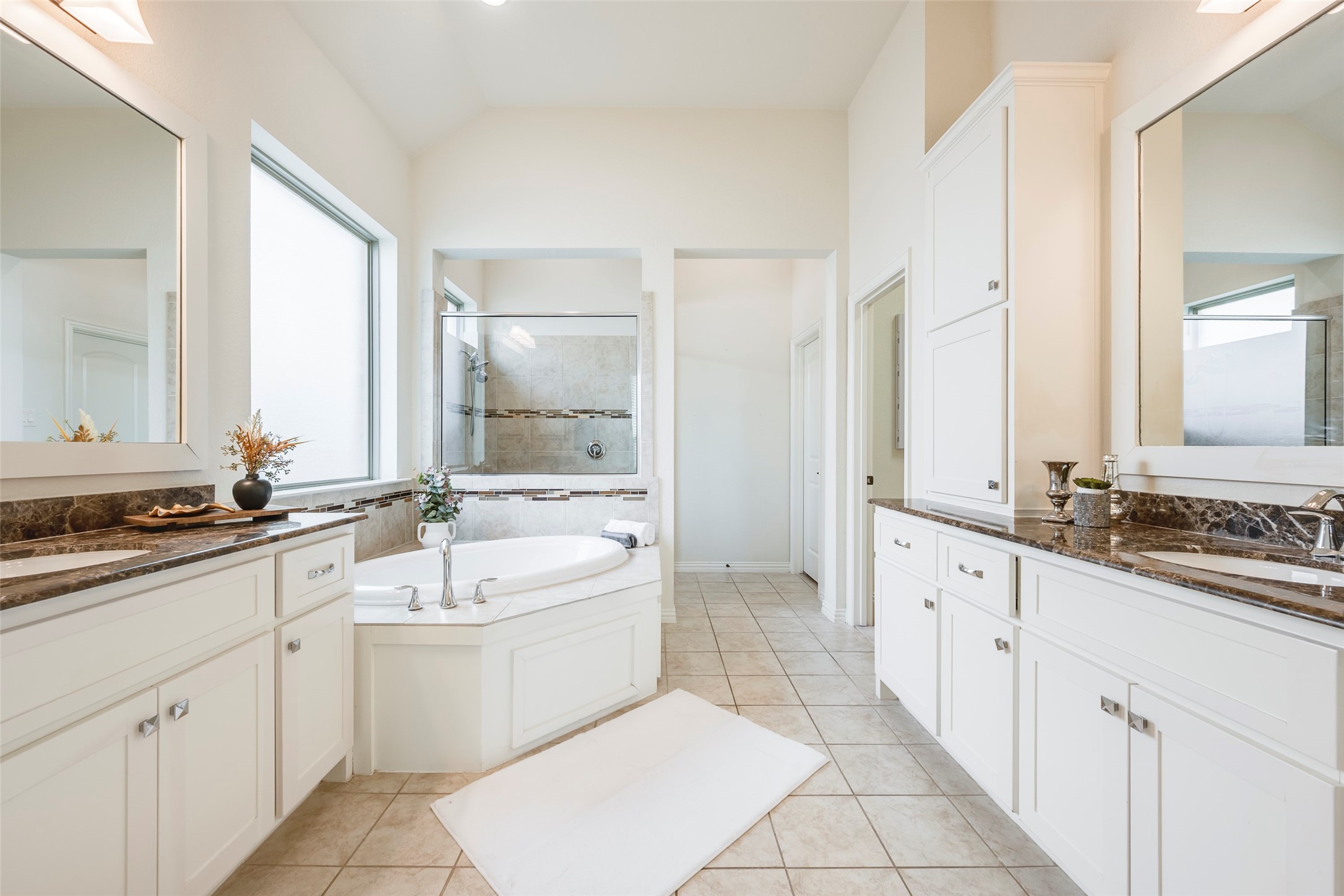 14813 Cedar Flat Way