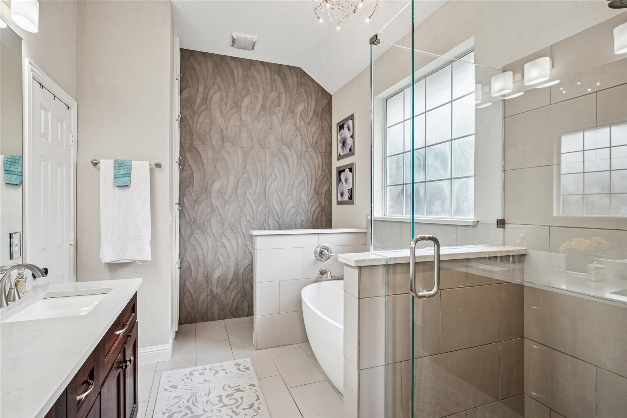 548 Willowview Drive