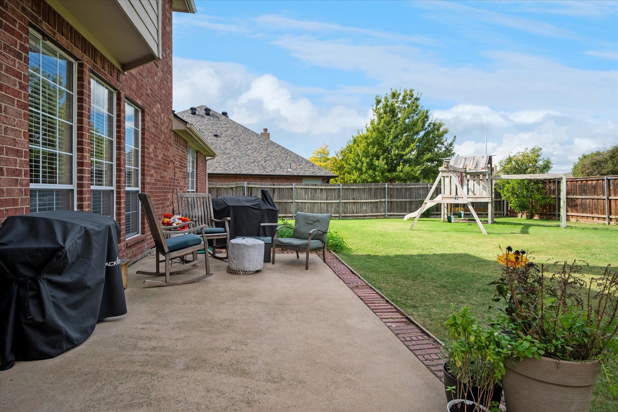 548 Willowview Drive