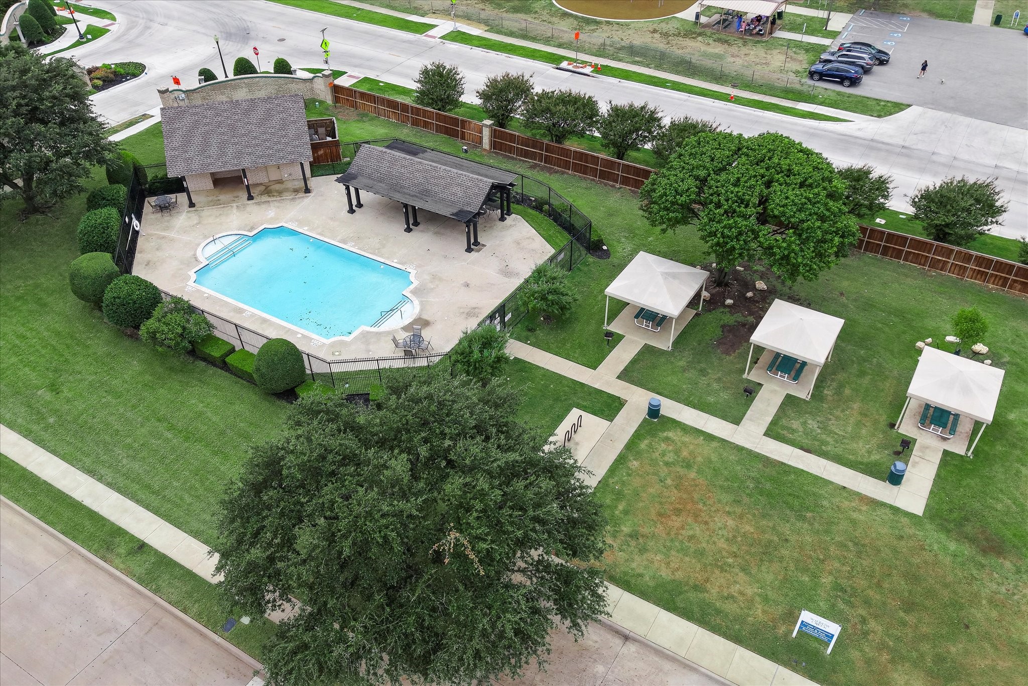 548 Willowview Drive