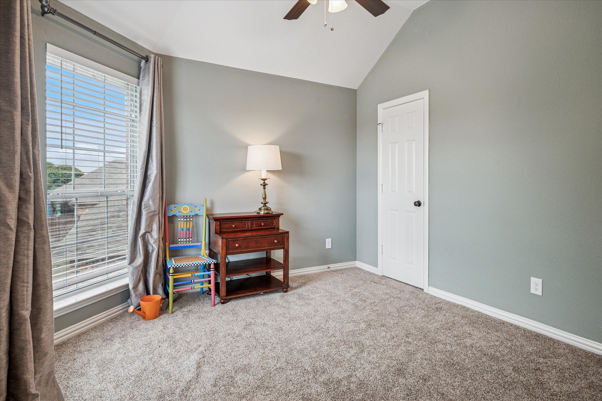 548 Willowview Drive