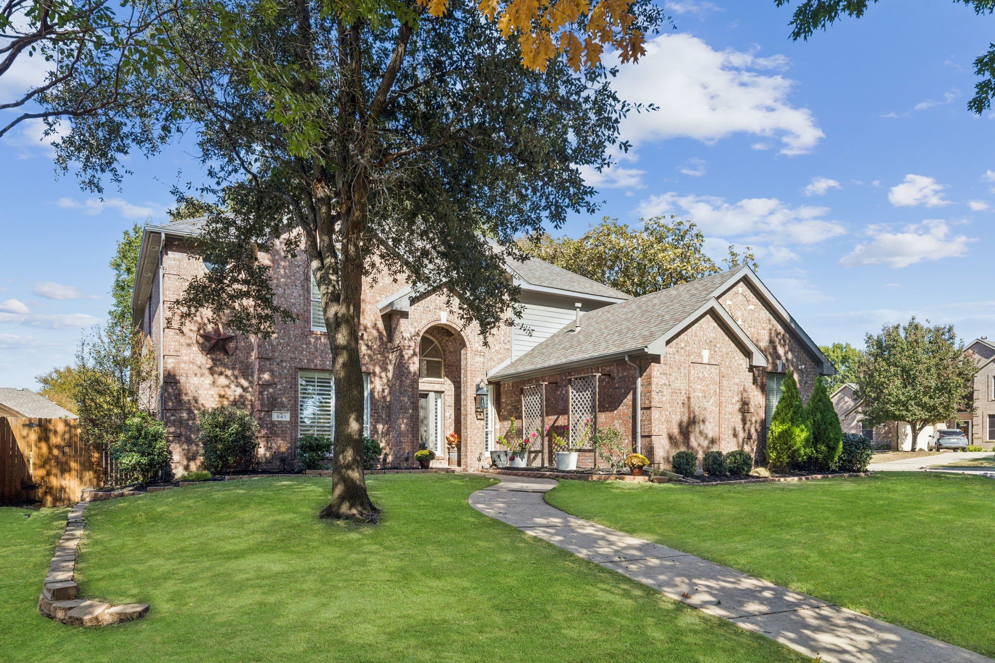 641 Willowwood Trail