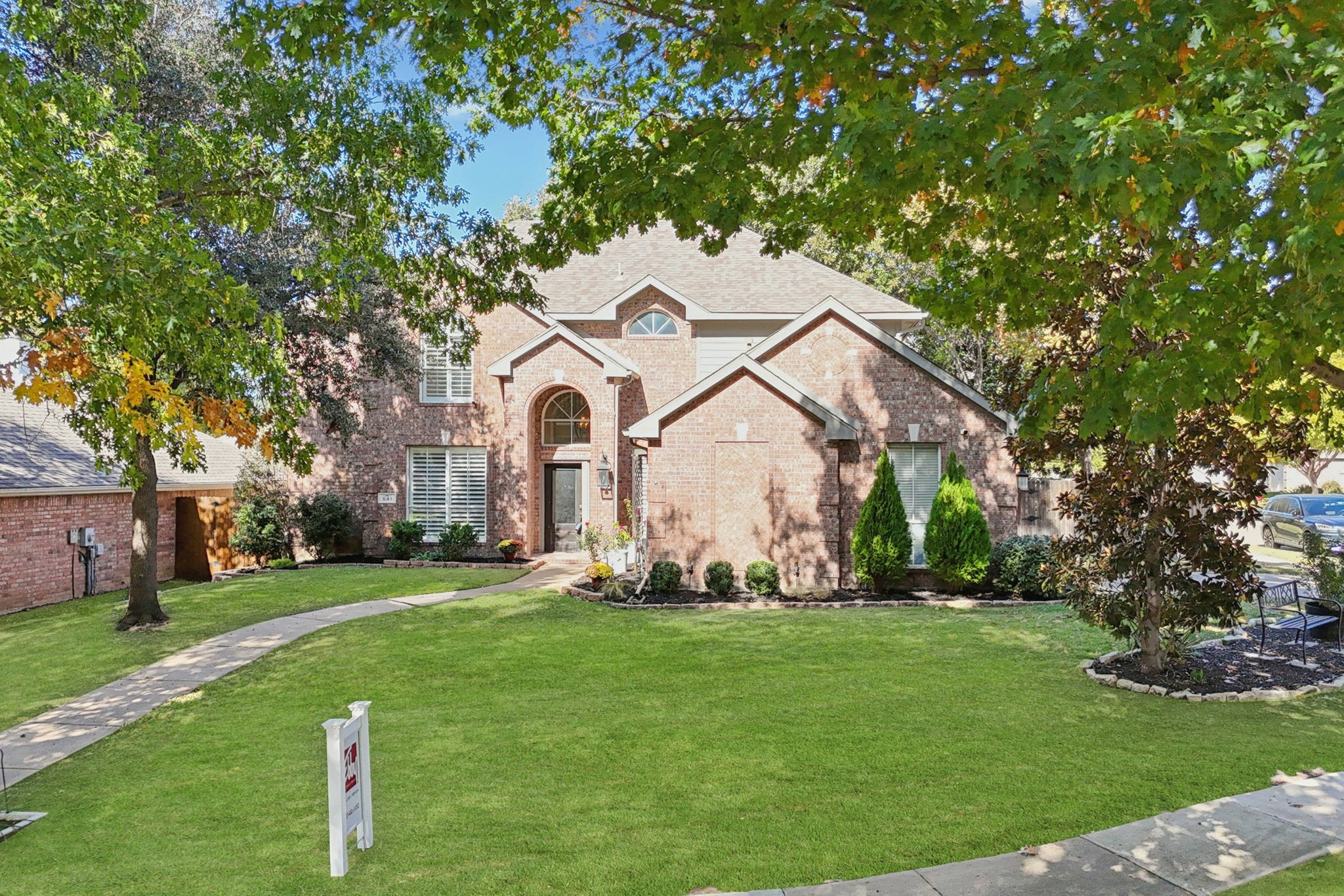 641 Willowwood Trail