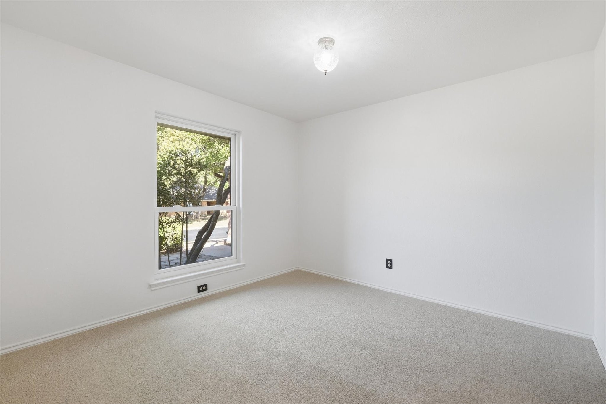 4617 Yellowleaf Drive