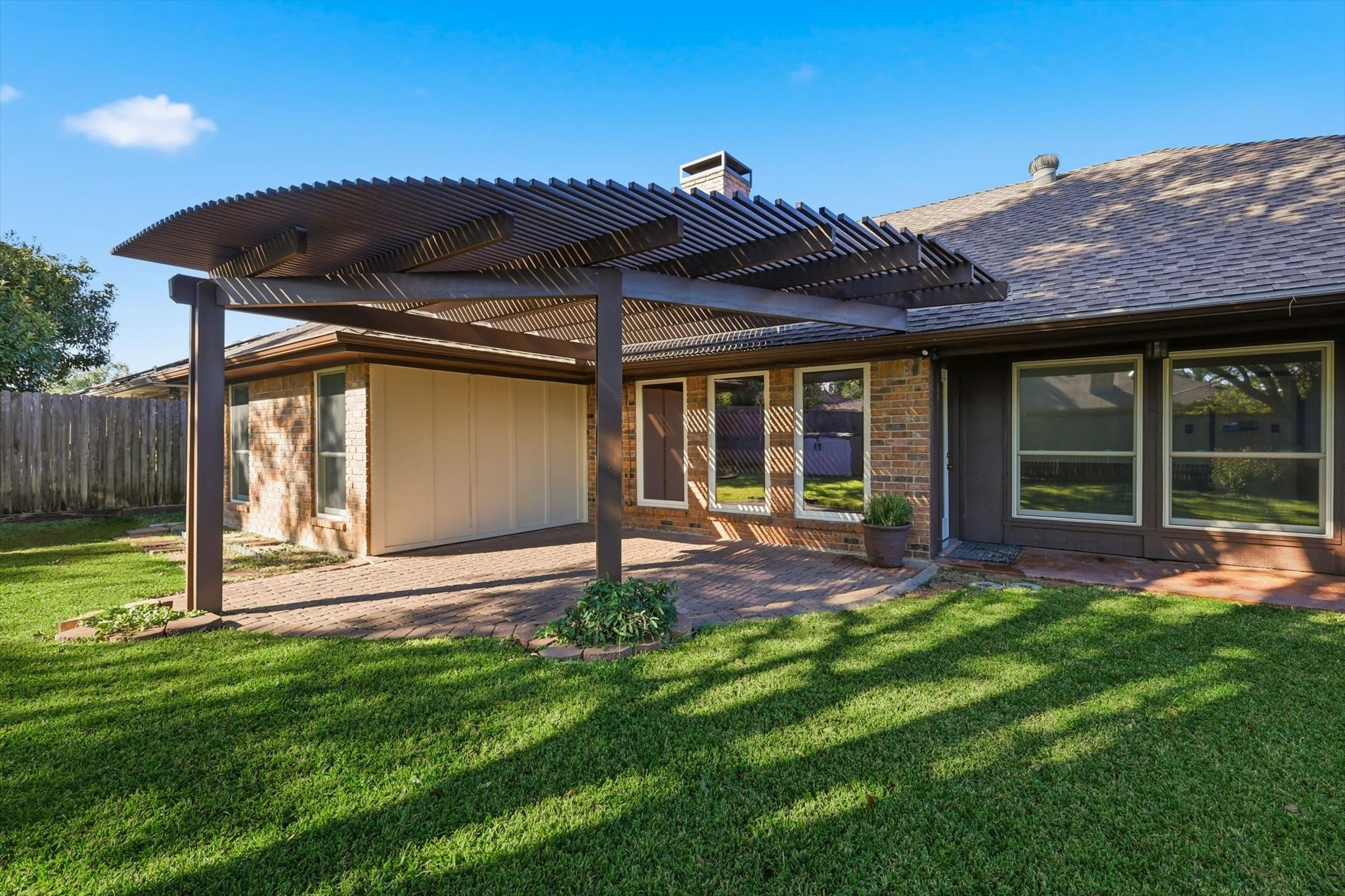 4617 Yellowleaf Drive