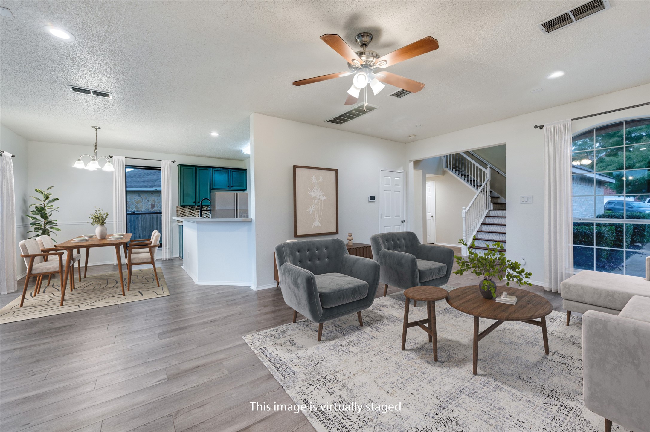 5037 Glenscape Trail