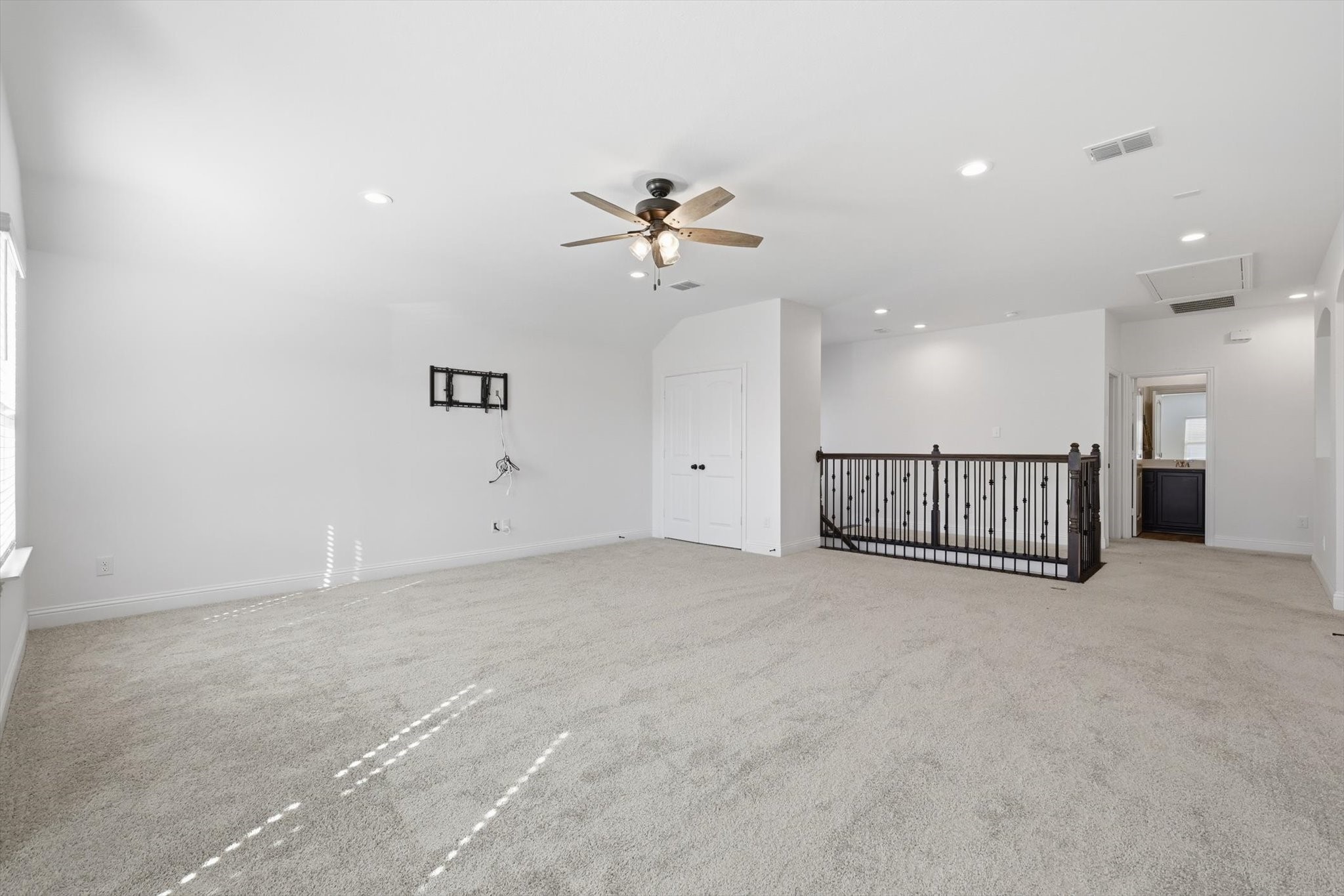 3809 Heather Meadows Drive