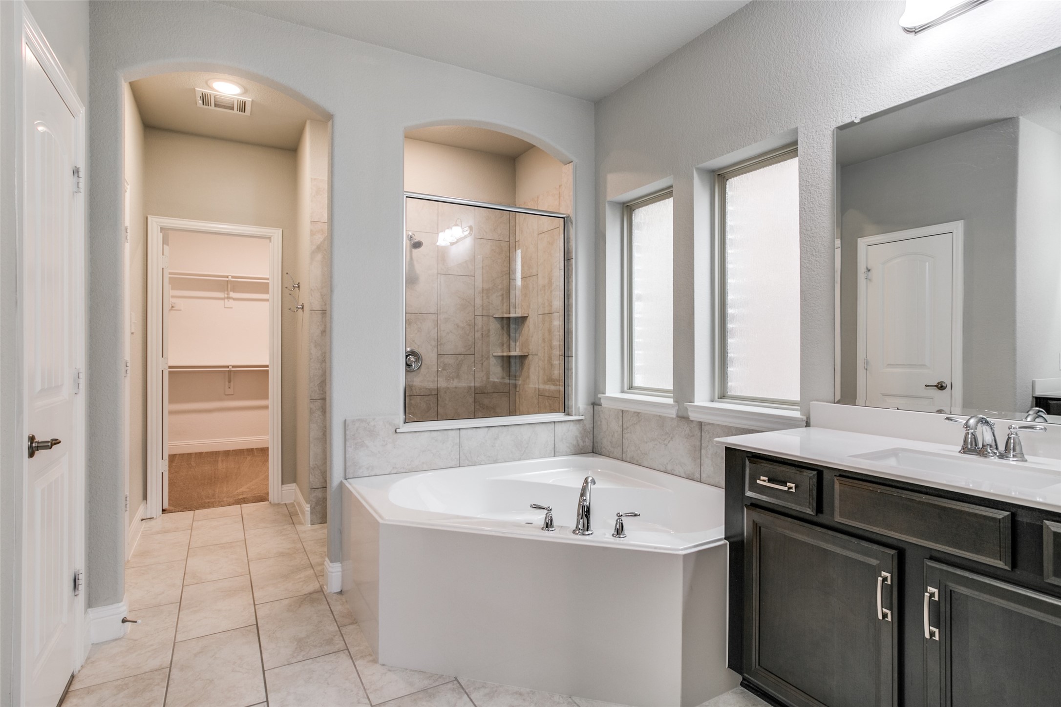 1516 Tanglewood Trail