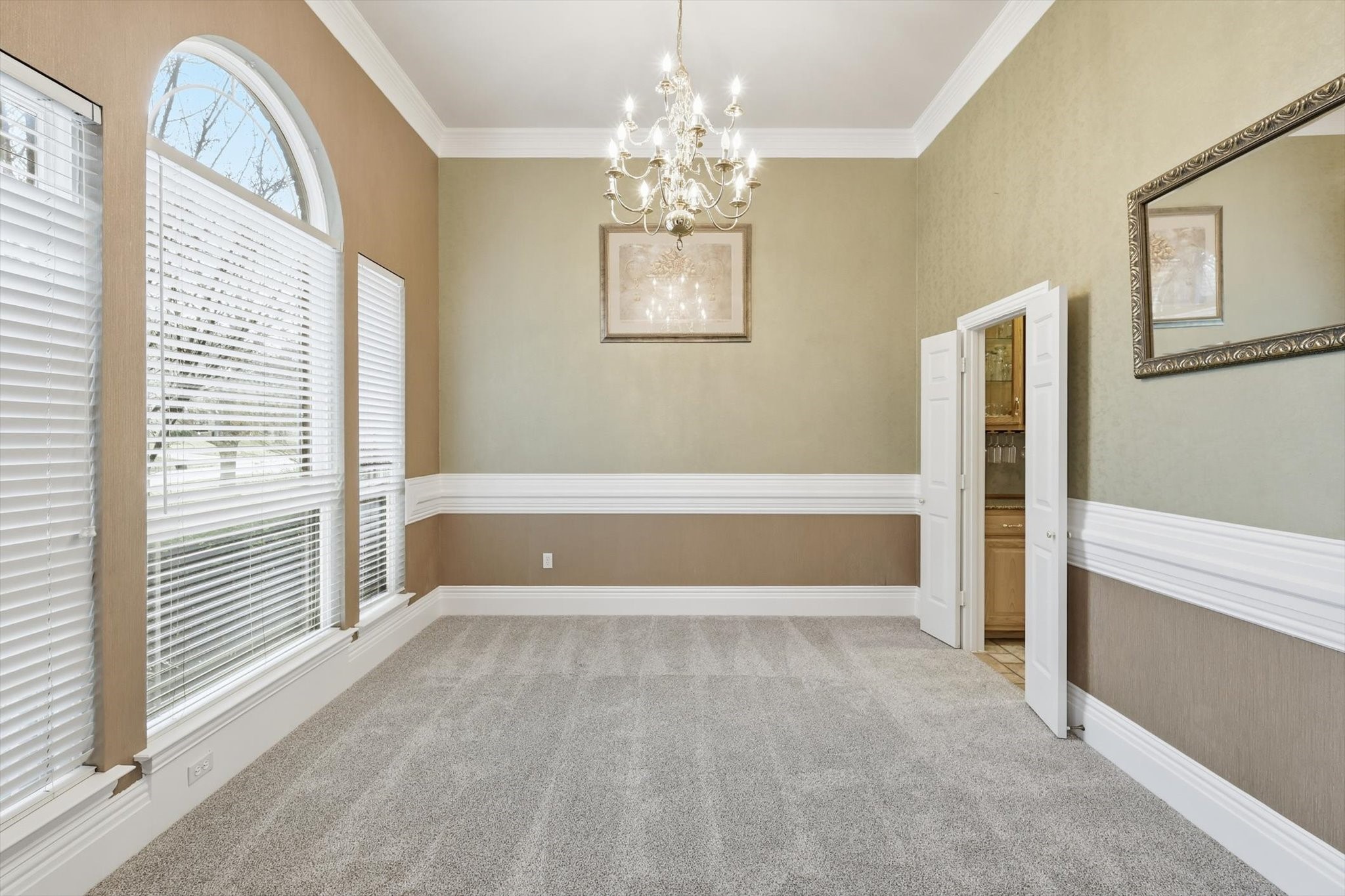 3324 Lexington Avenue