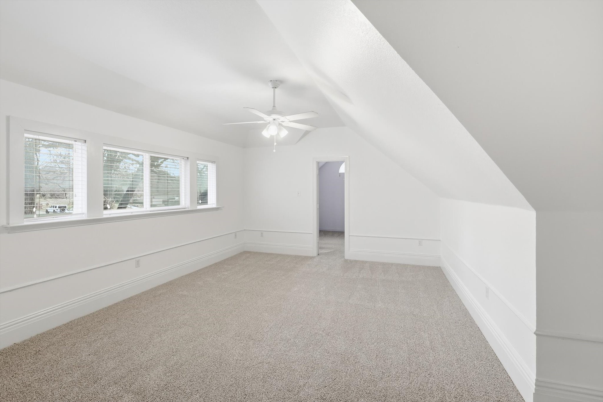 3324 Lexington Avenue