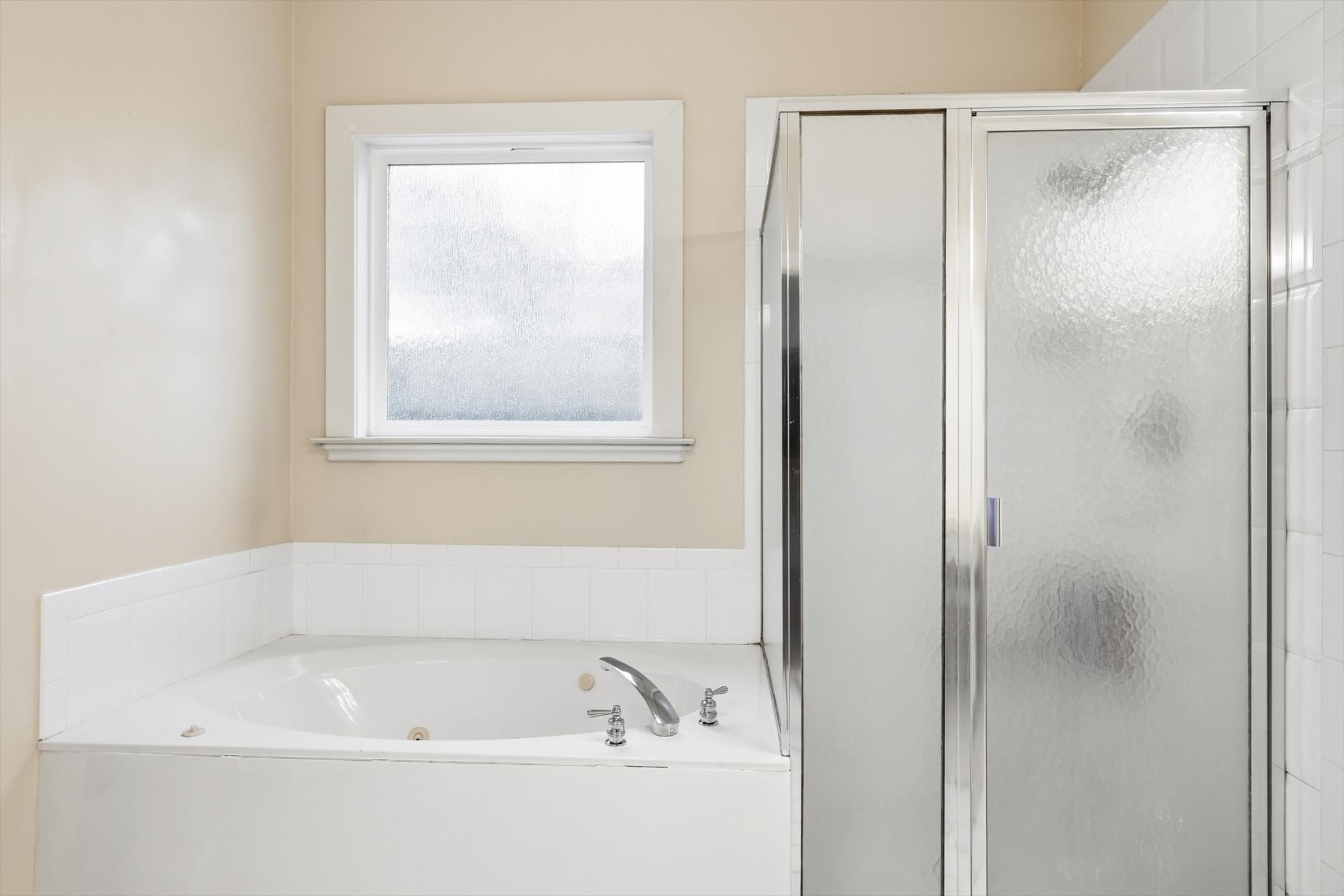 3324 Lexington Avenue