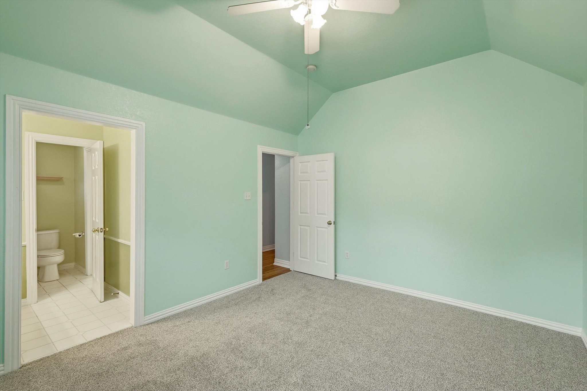 3324 Lexington Avenue