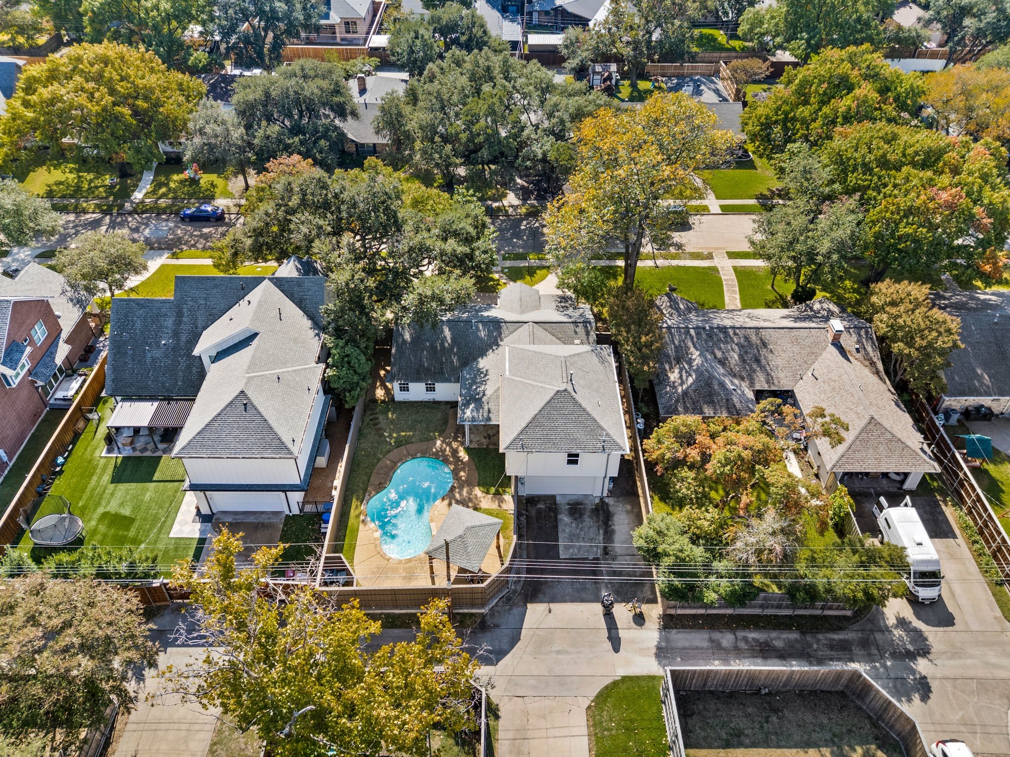 1322 Apache Drive
